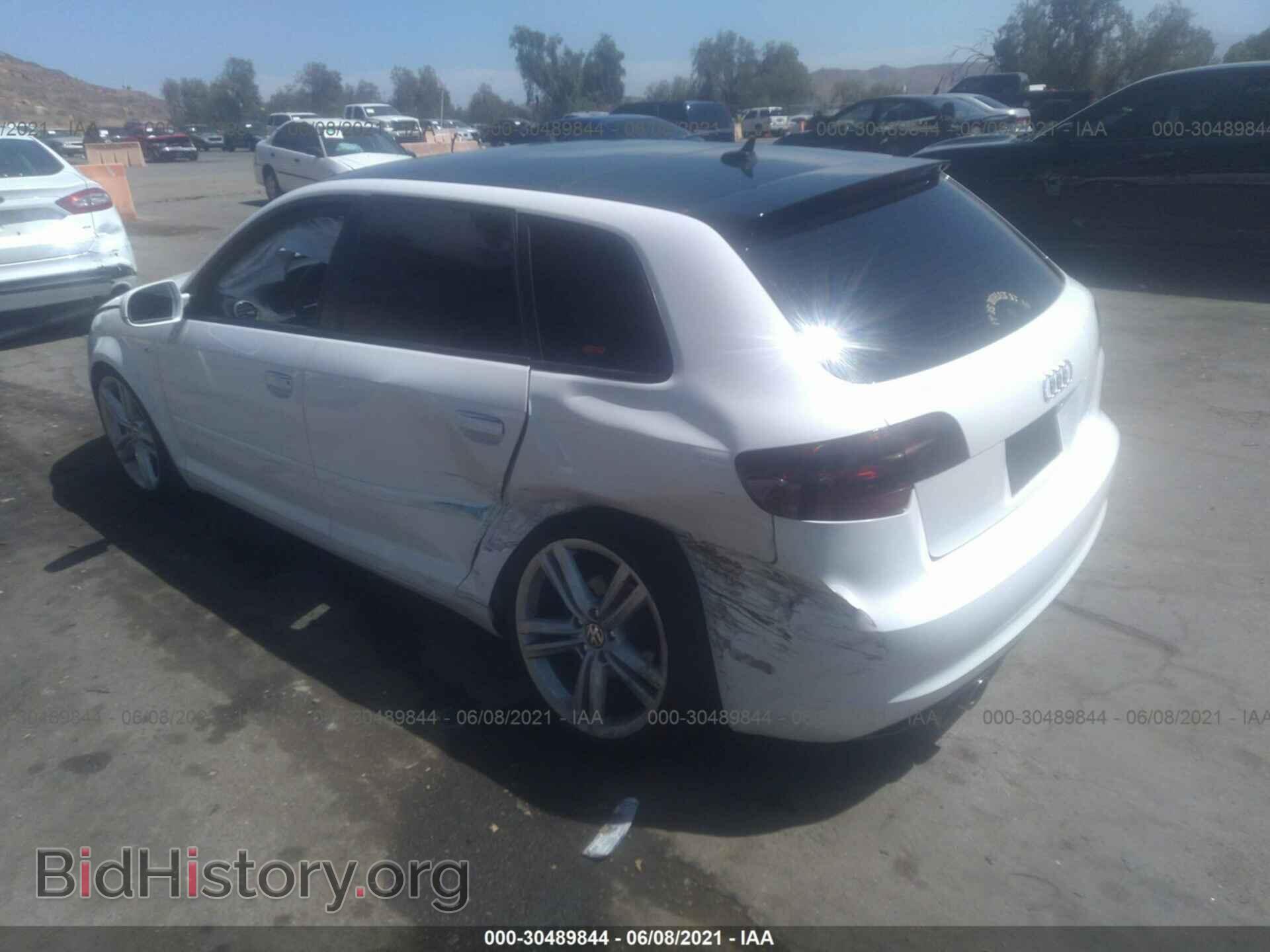 2013 AUDI A3 - VIN: WAUBEAFM2DA022573 - Фото 3