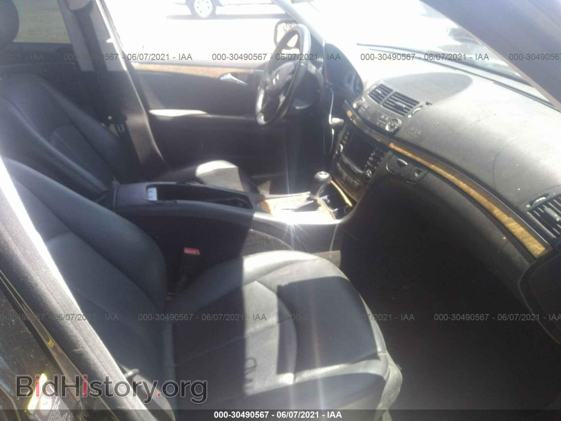 2007 MERCEDES-BENZ E-CLASS - VIN: WDBUF56X57B031159 - Фото 5