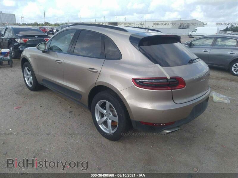 2017 Porsche MACAN (VIN WP1AA2A55HLB80589) — photo 3 of 11