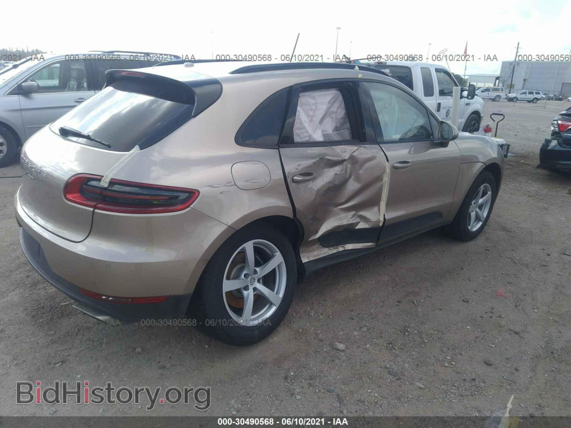 2017 PORSCHE MACAN - VIN: WP1AA2A55HLB80589 - Photo 4