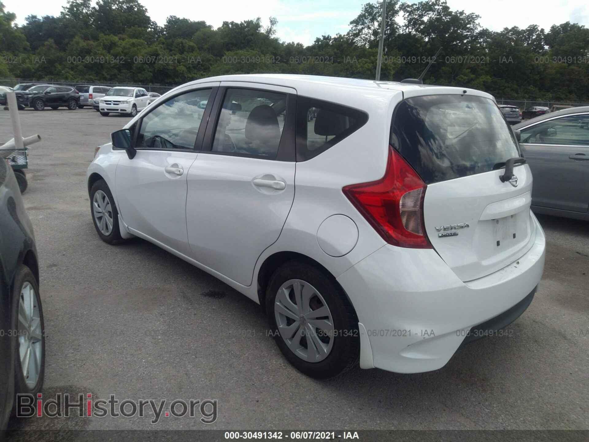 2018 NISSAN VERSA NOTE - VIN: 3N1CE2CP5JL355384 - Фото 3