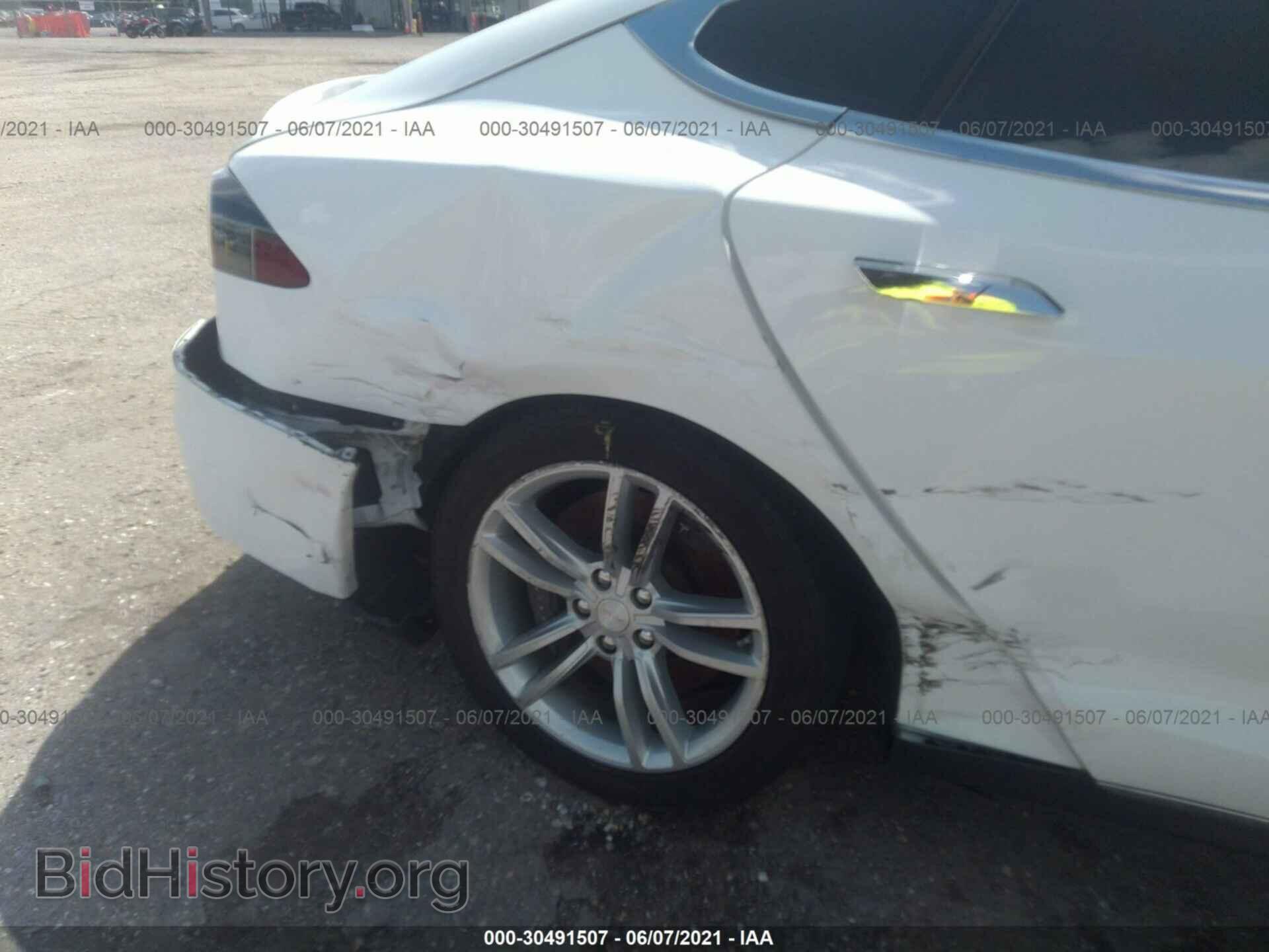 2014 TESLA MODEL S - VIN: 5YJSA1S12EFP29420 - Photo 6