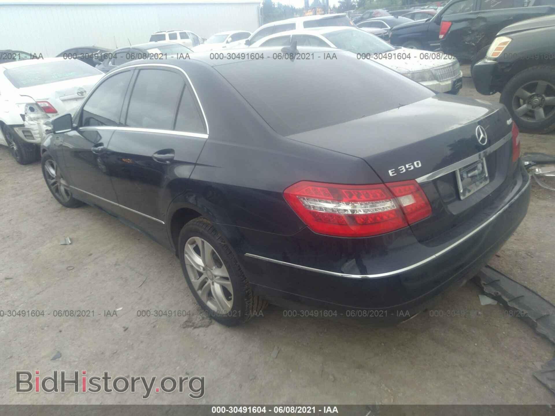2011 MERCEDES-BENZ E-CLASS - VIN: WDDHF8HB4BA457807 - Фото 3
