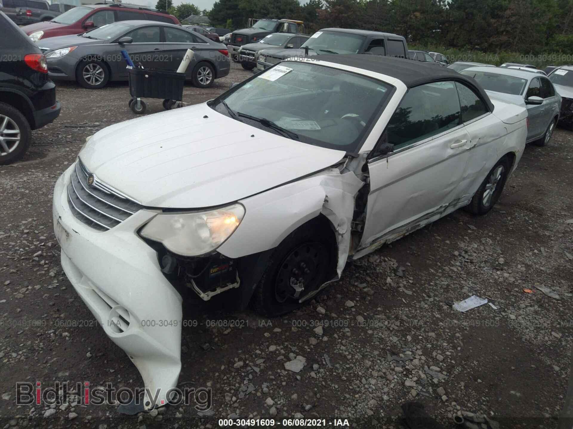 2008 CHRYSLER SEBRING - VIN: 1C3LC45K58N196929 - Фото 2