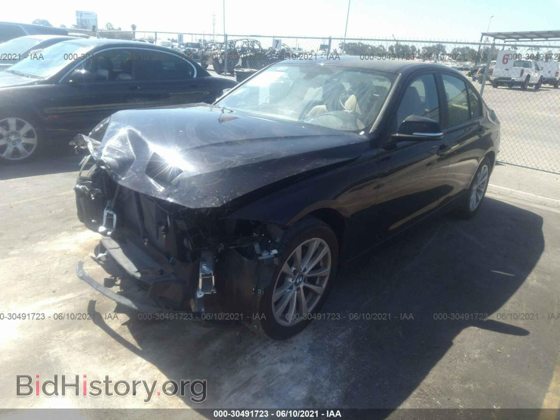 2018 BMW 3 SERIES - VIN: WBA8A9C55JAH14424 - Фото 2