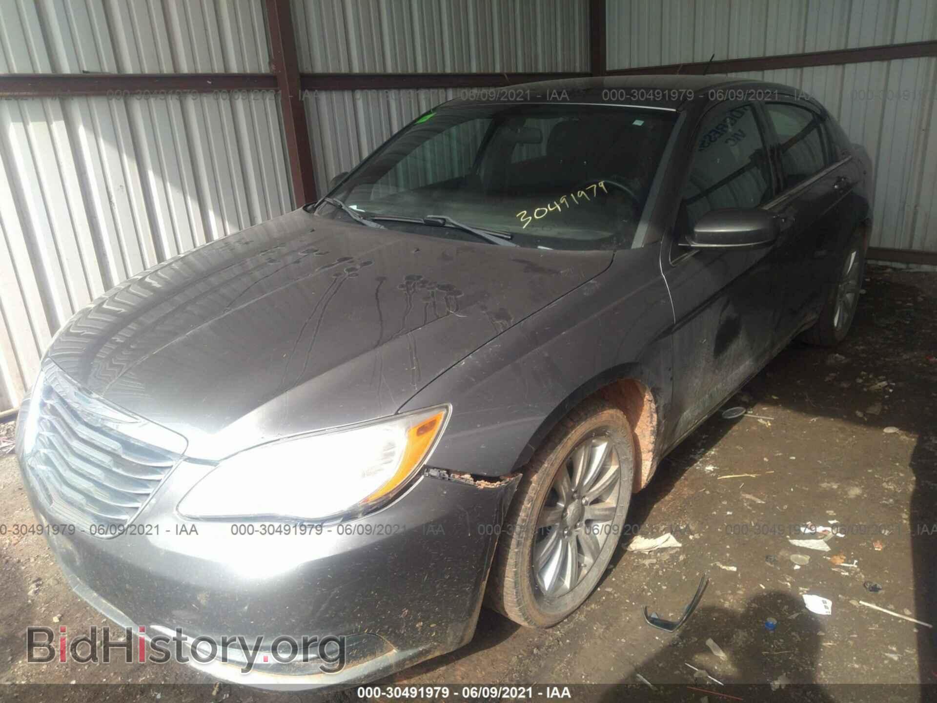 2013 CHRYSLER 200 - VIN: 1C3CCBBB6DN739479 - Photo 2