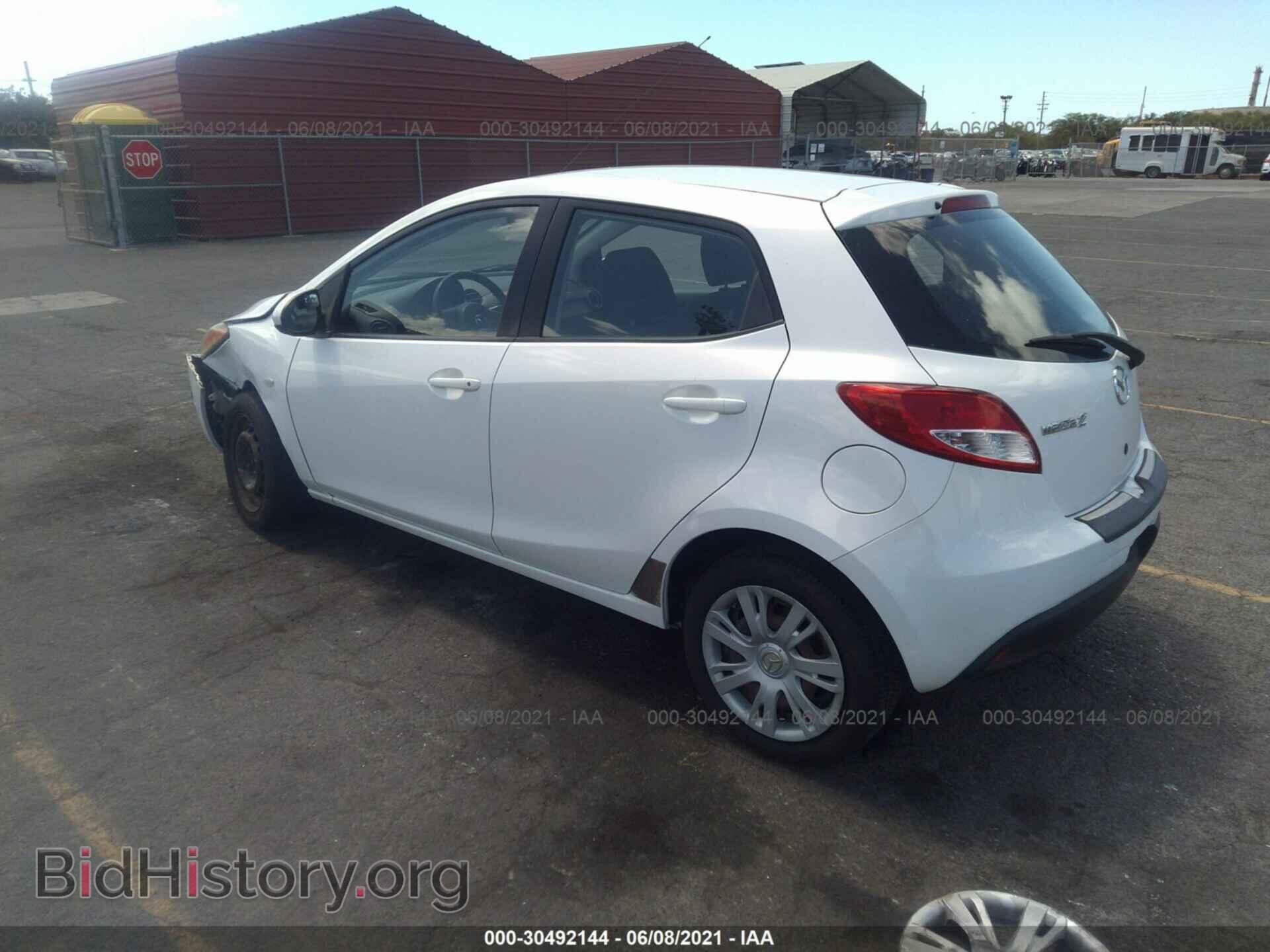 2013 MAZDA MAZDA2 - VIN: JM1DE1KY8D0153193 - Фото 3