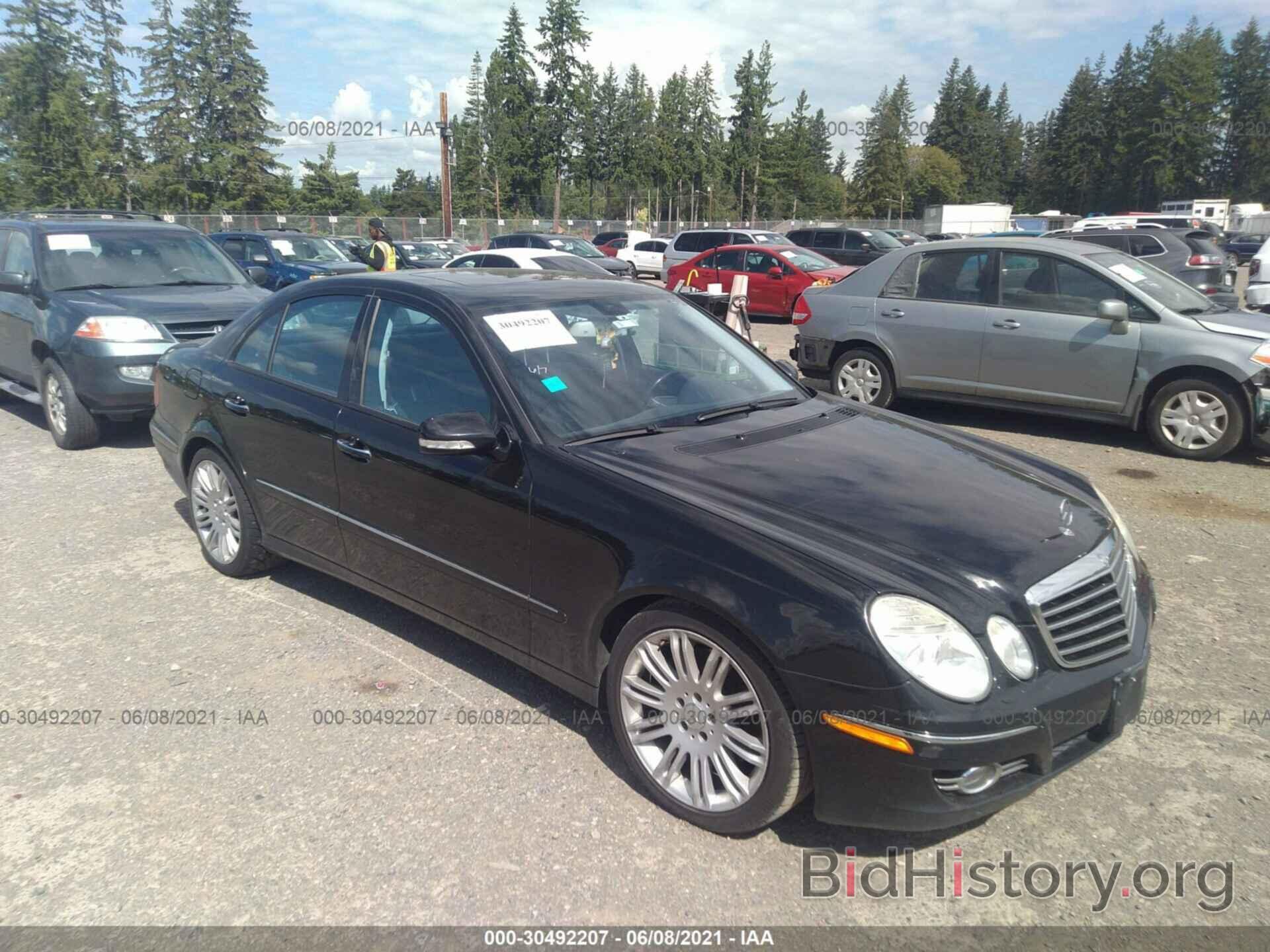 Photo WDBUF56X88B194633 - MERCEDES-BENZ E-CLASS 2008