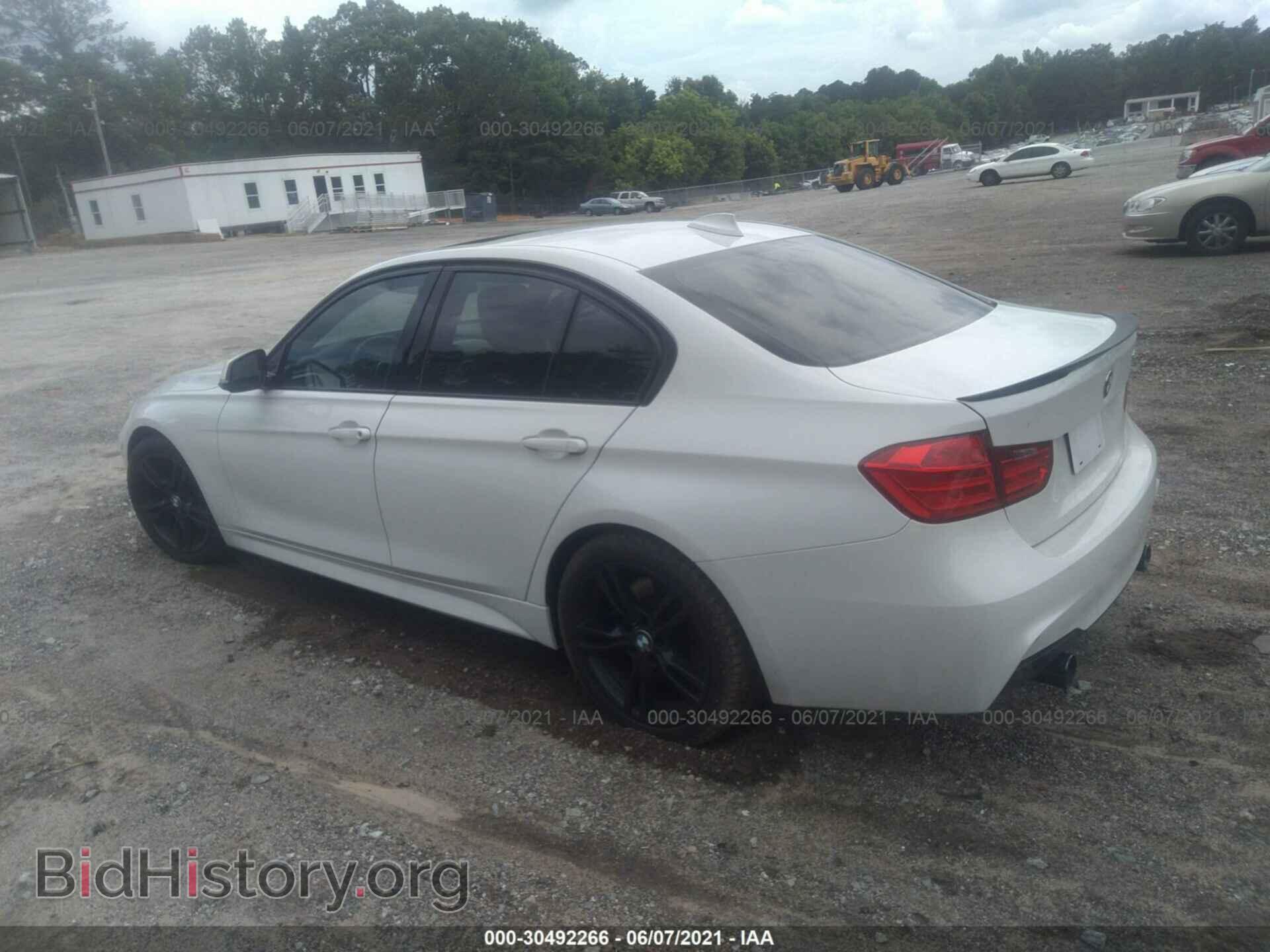2013 BMW 3 SERIES - VIN: WBA3A9C56DF477313 - Photo 3