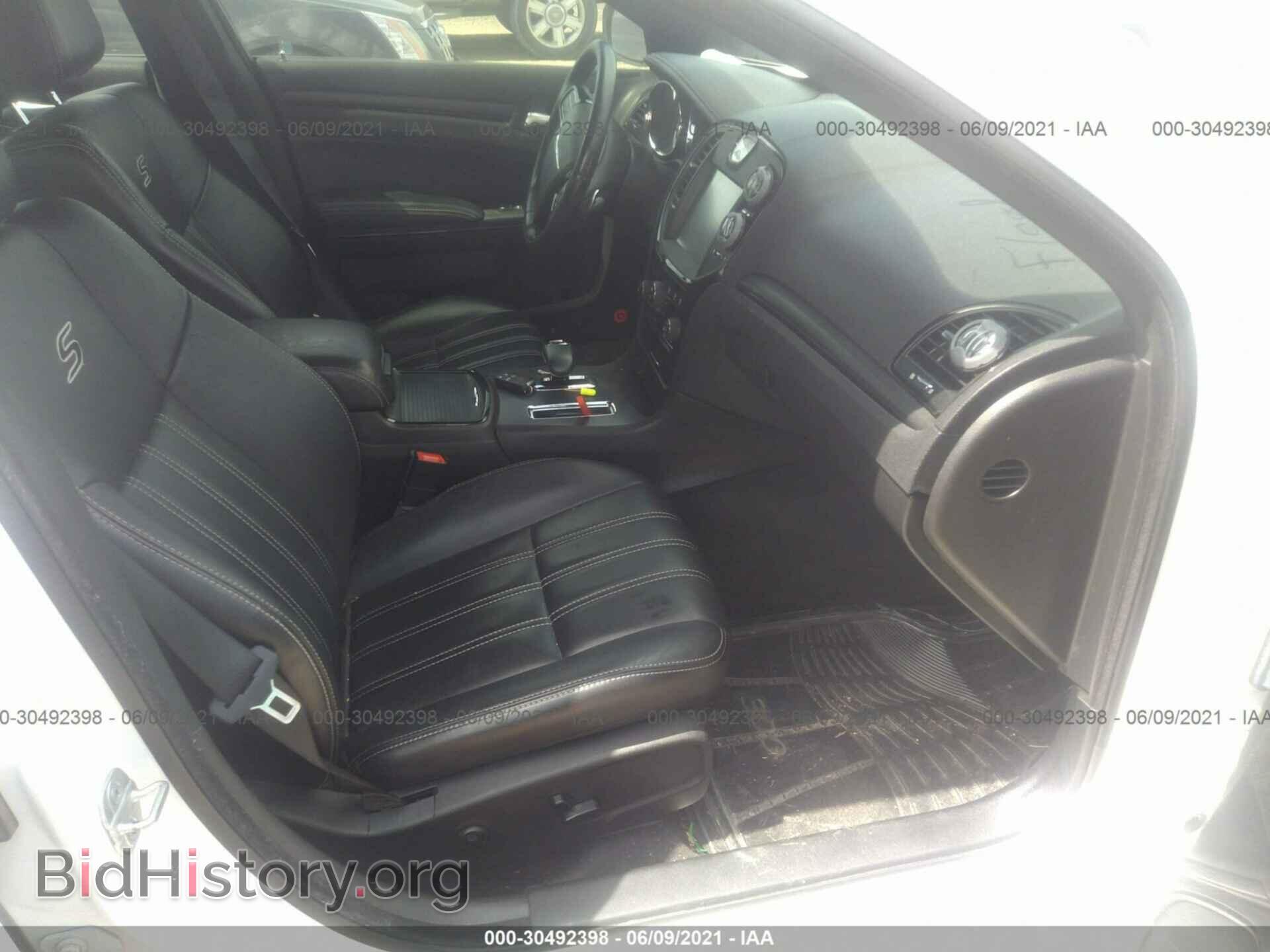 2013 CHRYSLER 300 - VIN: 2C3CCABG3DH703473 - Фото 5