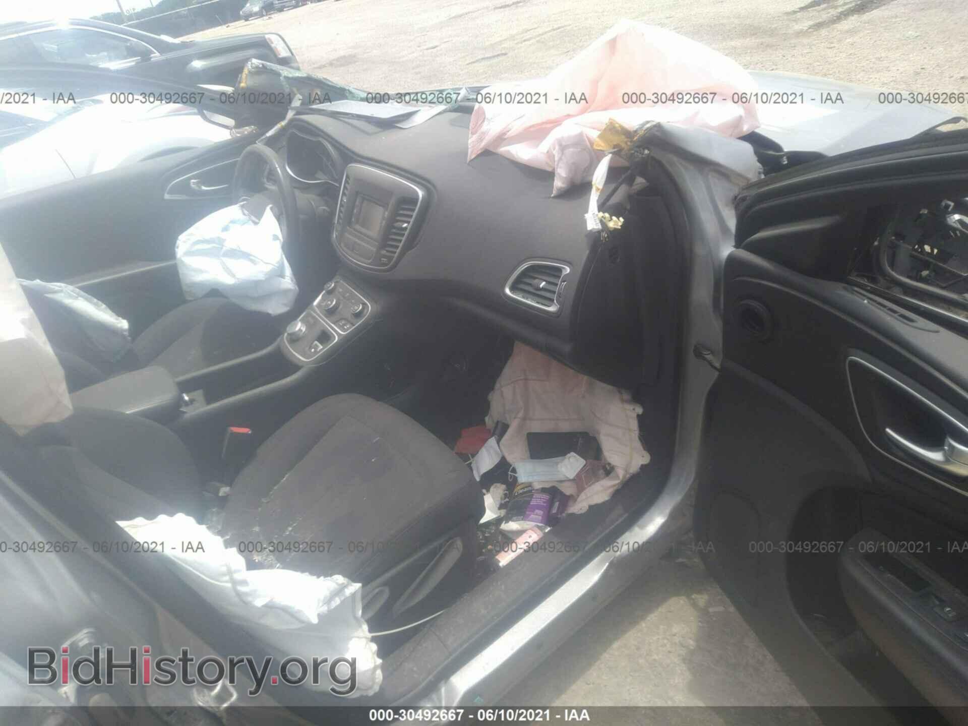 2015 CHRYSLER 200 - VIN: 1C3CCCAB1FN616201 - Фото 5