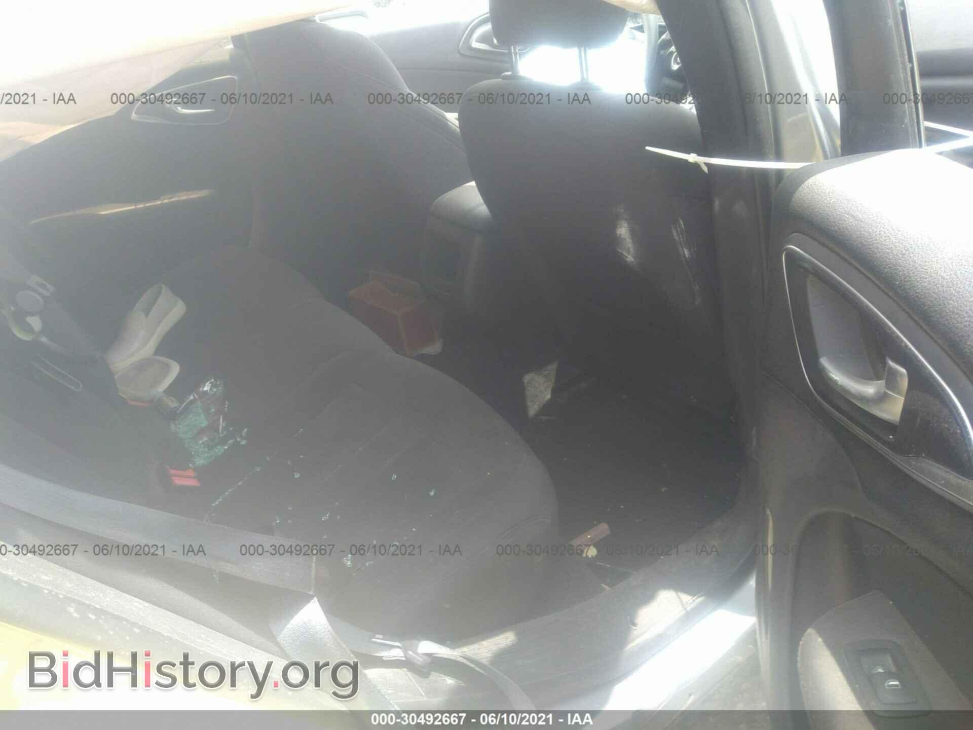 2015 CHRYSLER 200 - VIN: 1C3CCCAB1FN616201 - Фото 8