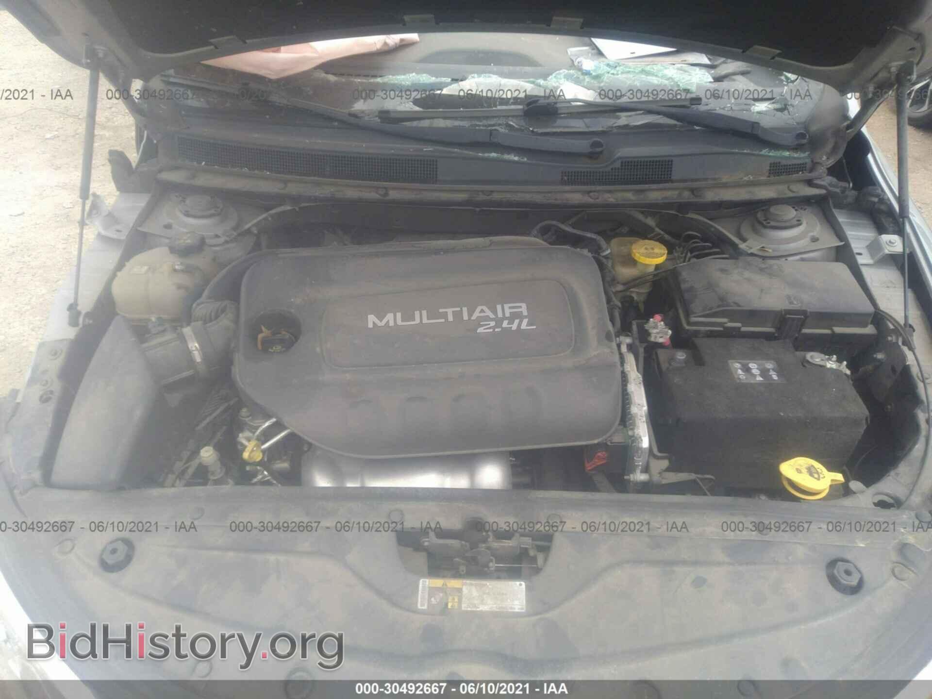 2015 CHRYSLER 200 - VIN: 1C3CCCAB1FN616201 - Фото 10