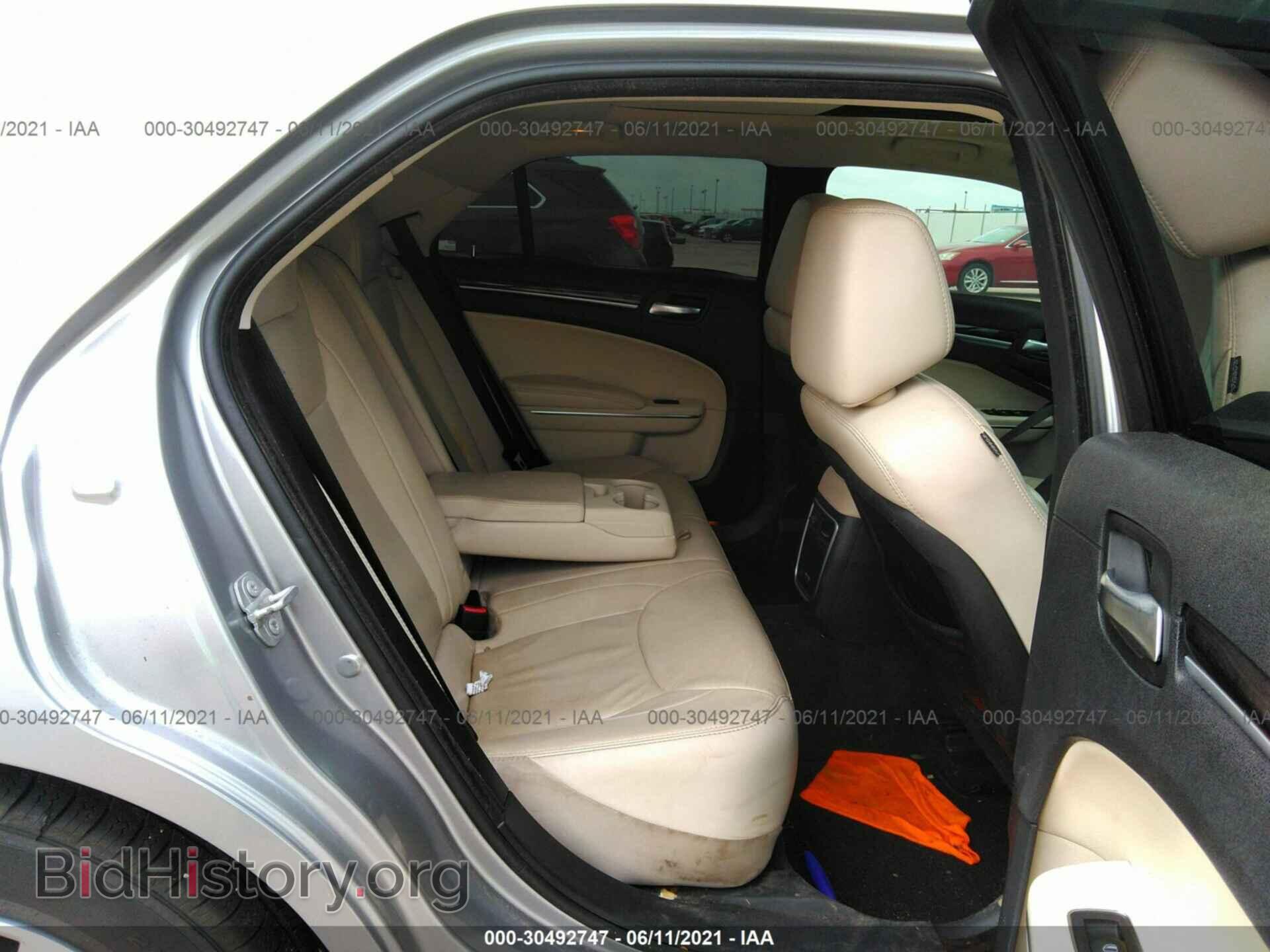 2016 CHRYSLER 300 - VIN: 2C3CCAAG2GH212012 - Фото 8