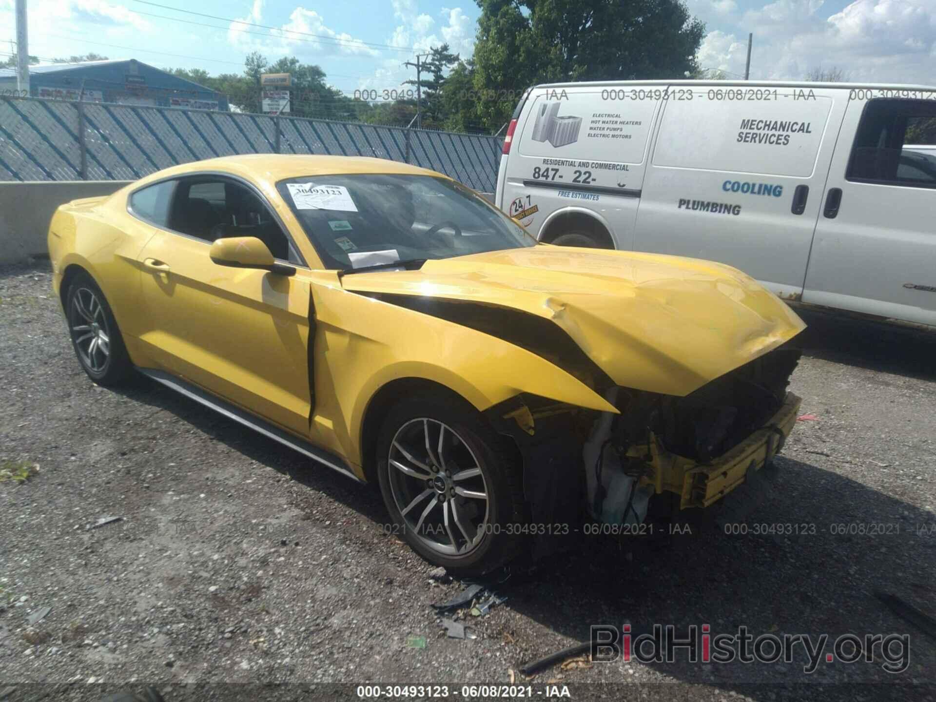 Photo 1FA6P8TH4G5304893 - FORD MUSTANG 2016