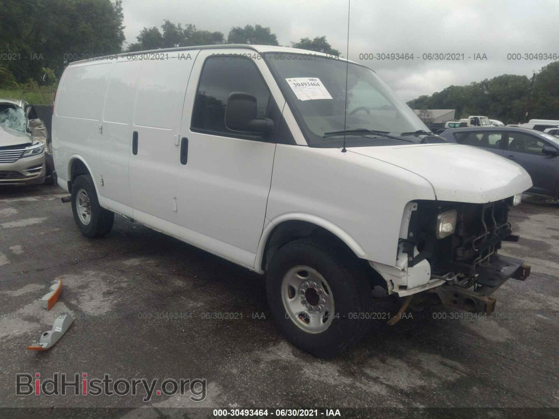Photo 1GCWGFCA6C1147659 - CHEVROLET EXPRESS CARGO VAN 2012