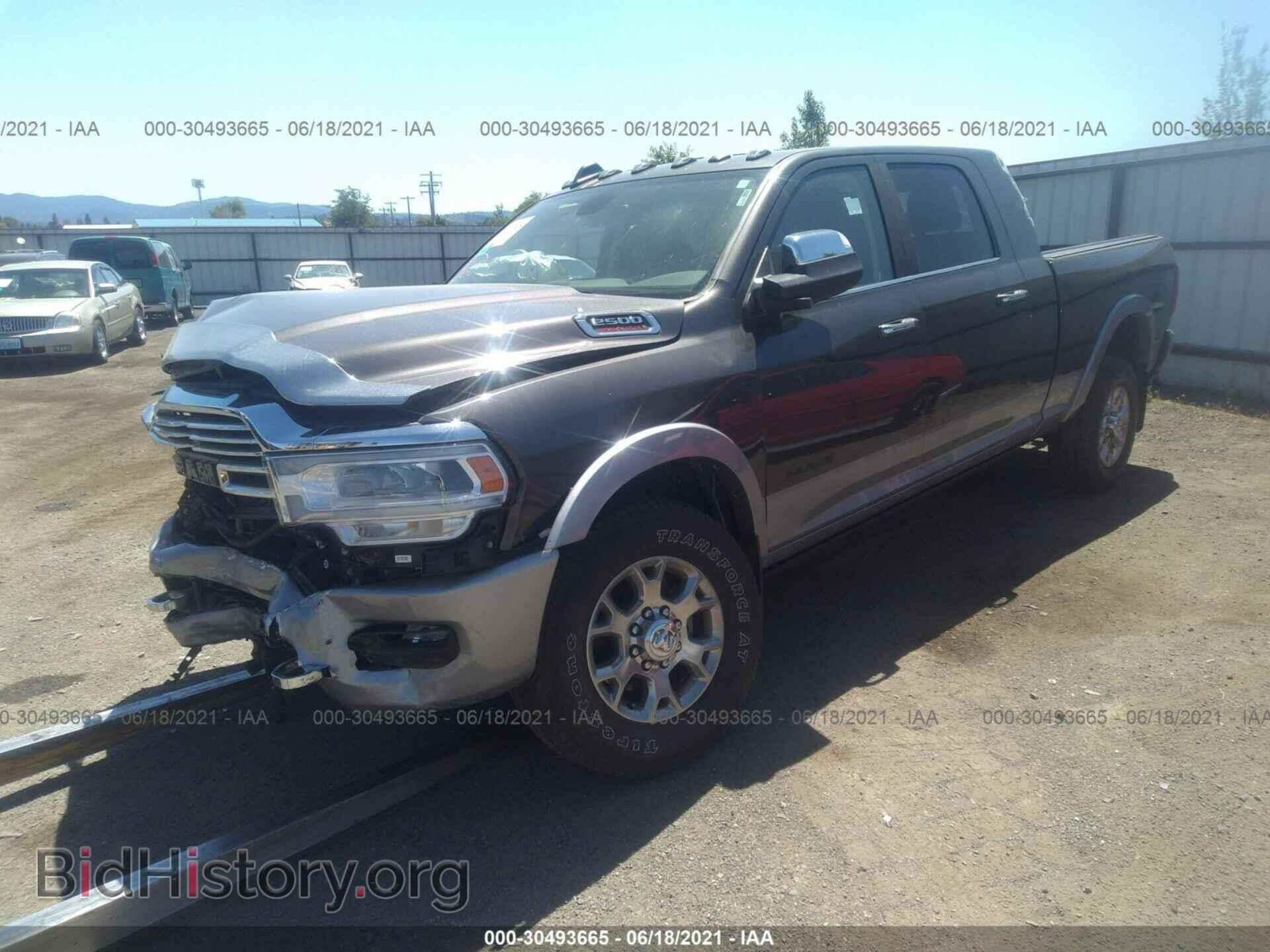 2020 RAM 2500 - VIN: 3C6UR5NL6LG204767 - Фото 2