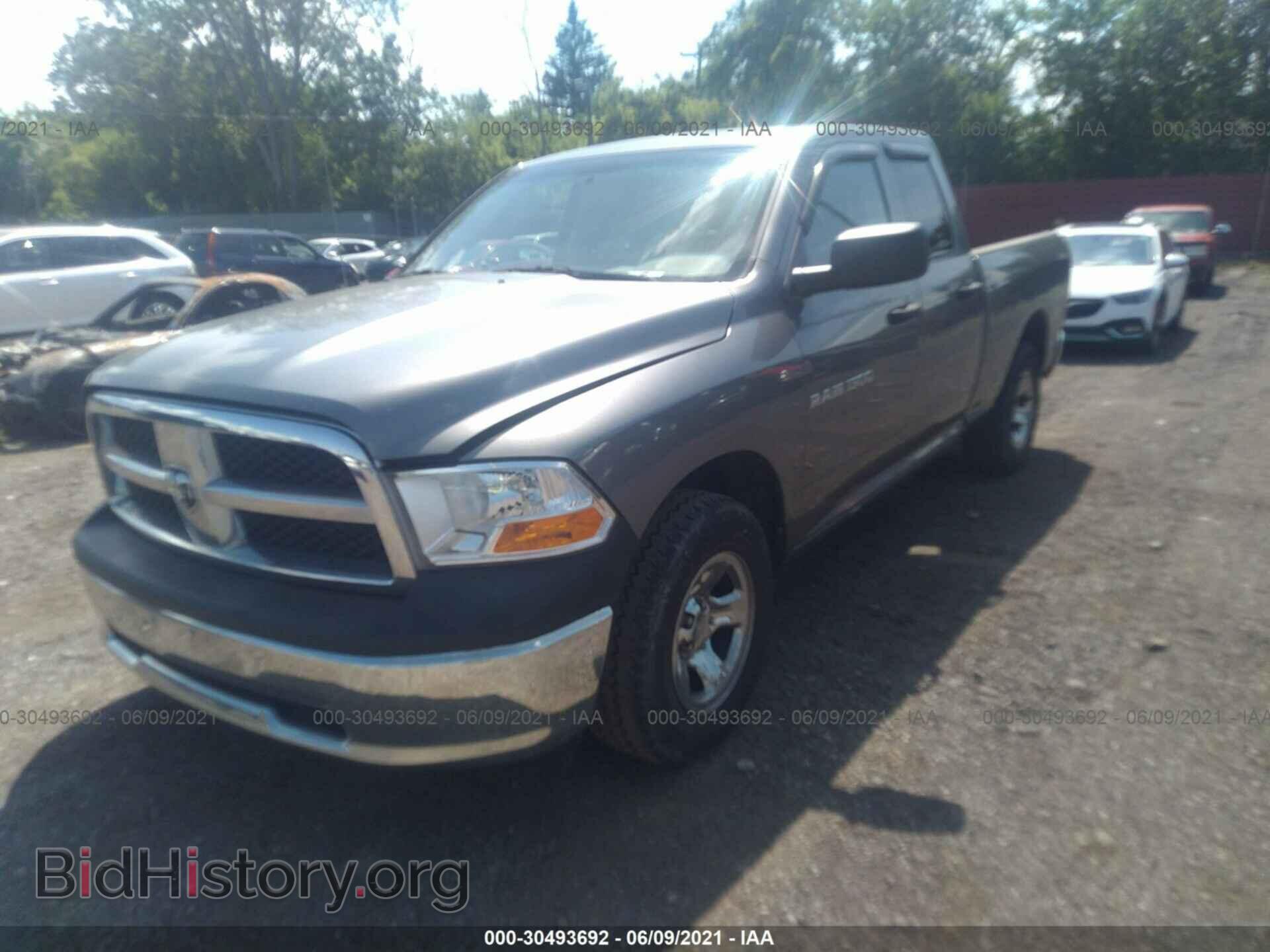 2011 RAM 1500 - VIN: 1D7RB1GK2BS689096 - Фото 2