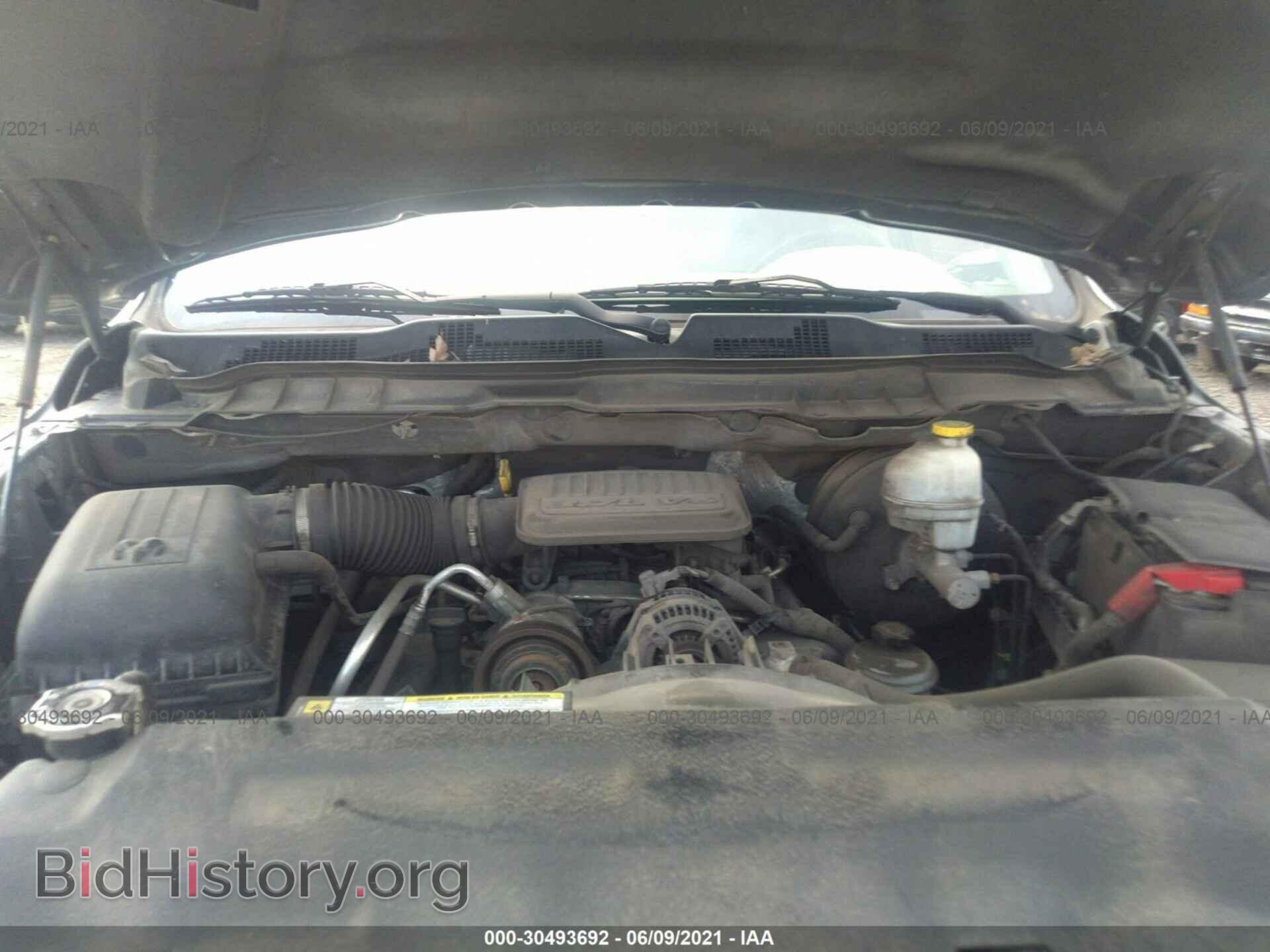 2011 RAM 1500 - VIN: 1D7RB1GK2BS689096 - Фото 10