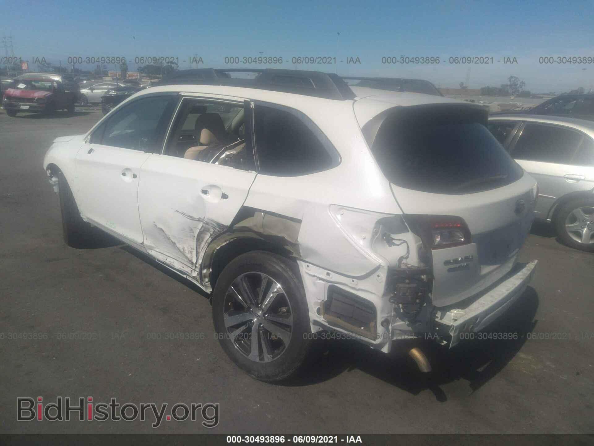 2019 SUBARU OUTBACK - VIN: 4S4BSANC7K3352002 - Фото 3