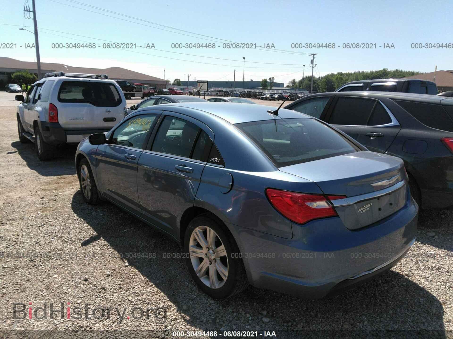 2011 CHRYSLER 200 - VIN: 1C3BC1FG1BN624345 - Фото 3