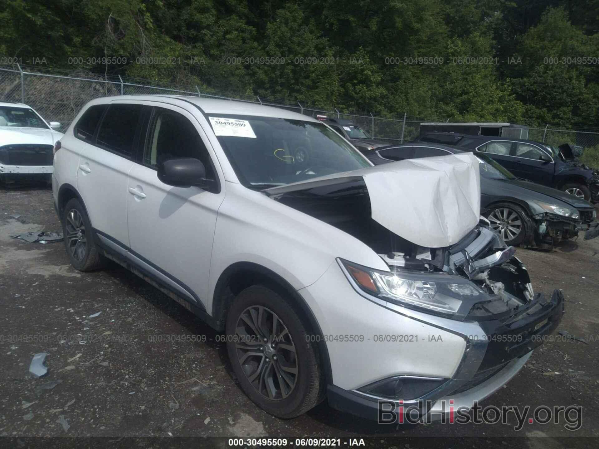 Photo JA4AZ3A33GZ014981 - MITSUBISHI OUTLANDER 2016