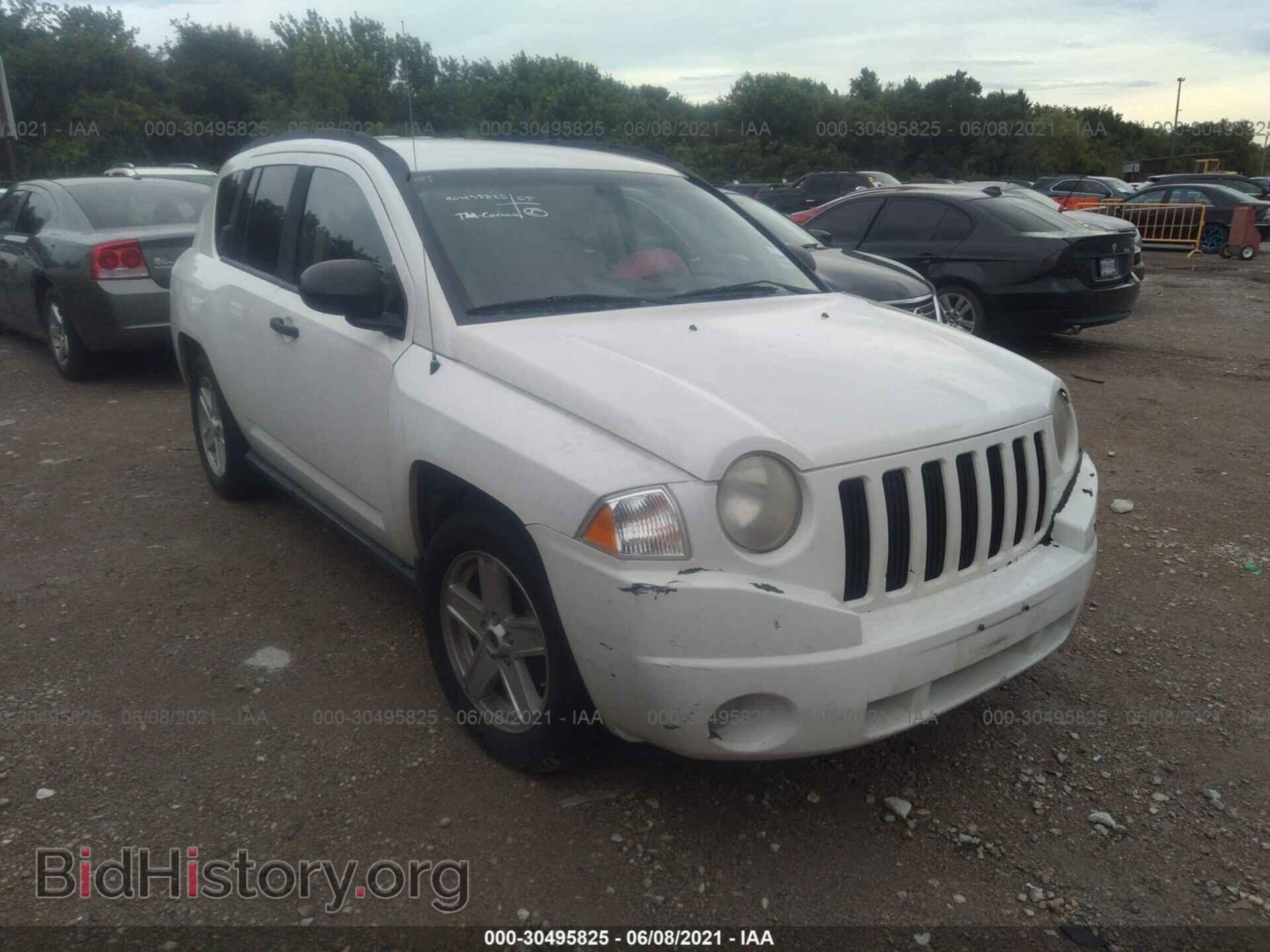 Фотография 1J8FT47W97D206044 - JEEP COMPASS 2007