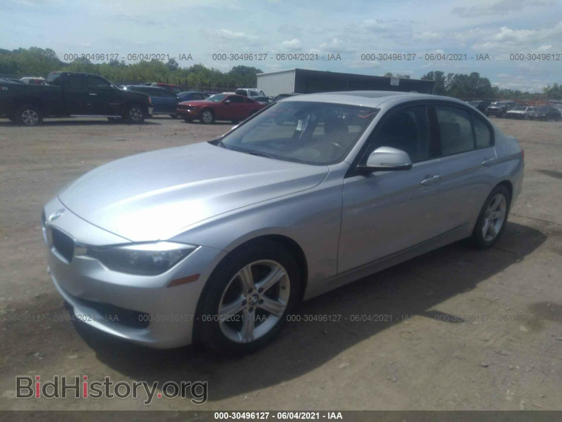 2012 BMW 3 SERIES - VIN: WBA3A5C54CF347022 - Фото 2