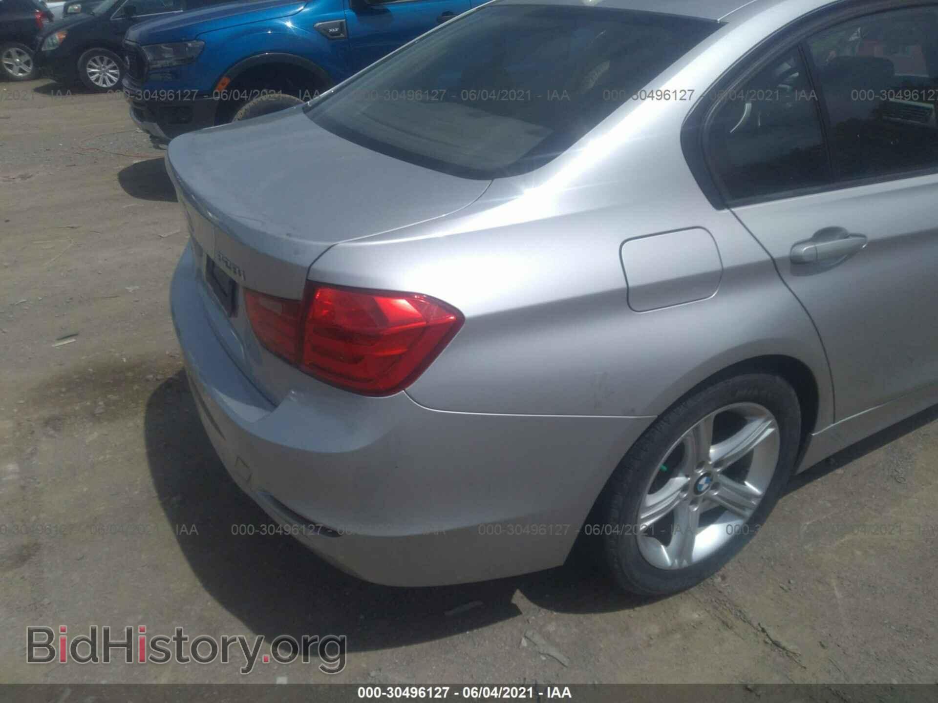 2012 BMW 3 SERIES - VIN: WBA3A5C54CF347022 - Фото 6