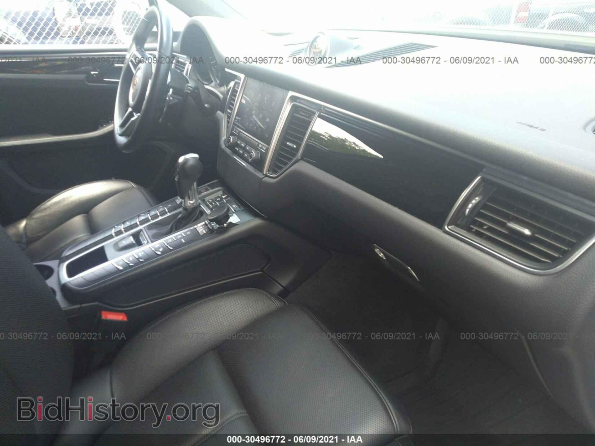 2017 PORSCHE MACAN - VIN: WP1AB2A50HLB20295 - Photo 5