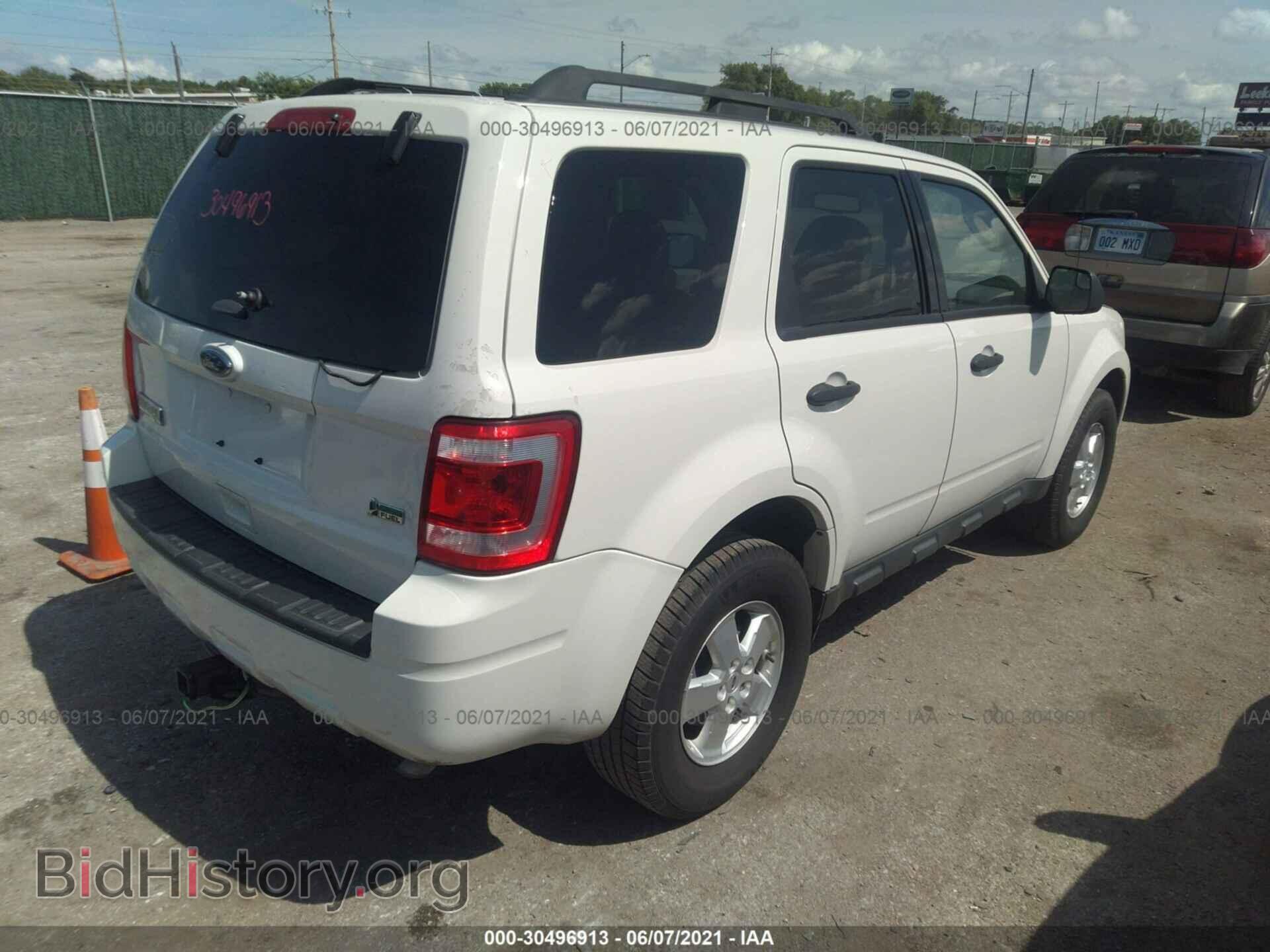 2011 FORD ESCAPE - VIN: 1FMCU9DG7BKC10630 - Фото 4