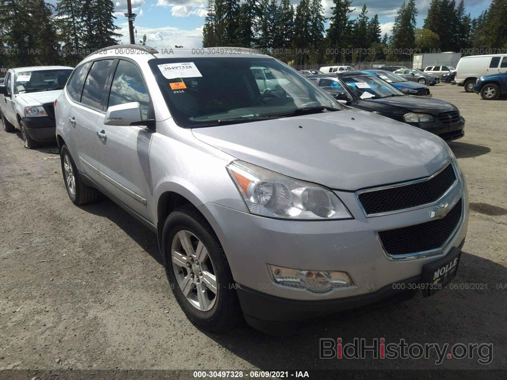 Photo 1GNLRGED7AS131818 - CHEVROLET TRAVERSE 2010
