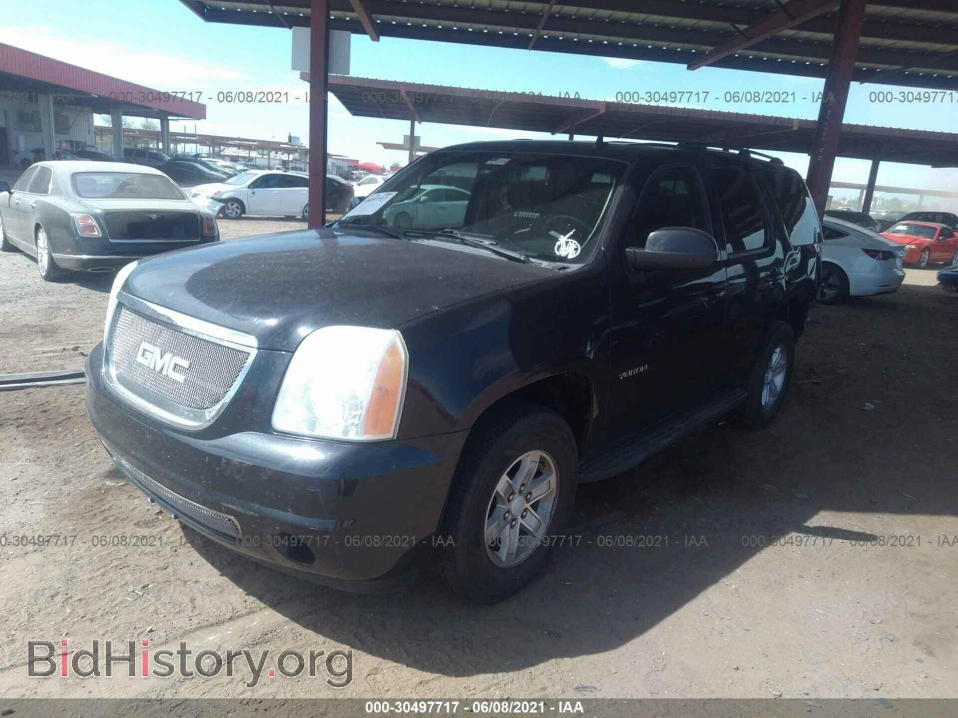 2011 GMC YUKON - VIN: 1GKS1AE06BR376323 - Фото 2