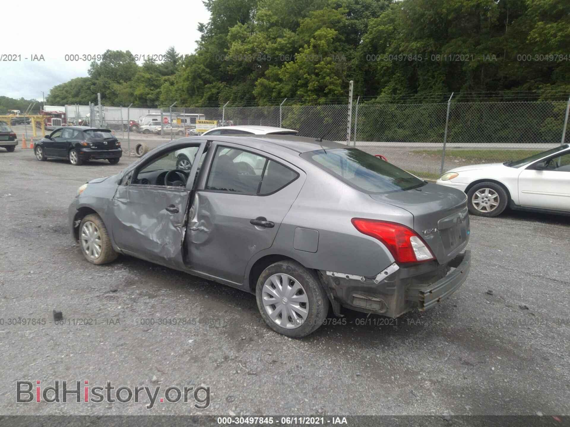 2013 NISSAN VERSA - VIN: 3N1CN7AP8DL890455 - Фото 3