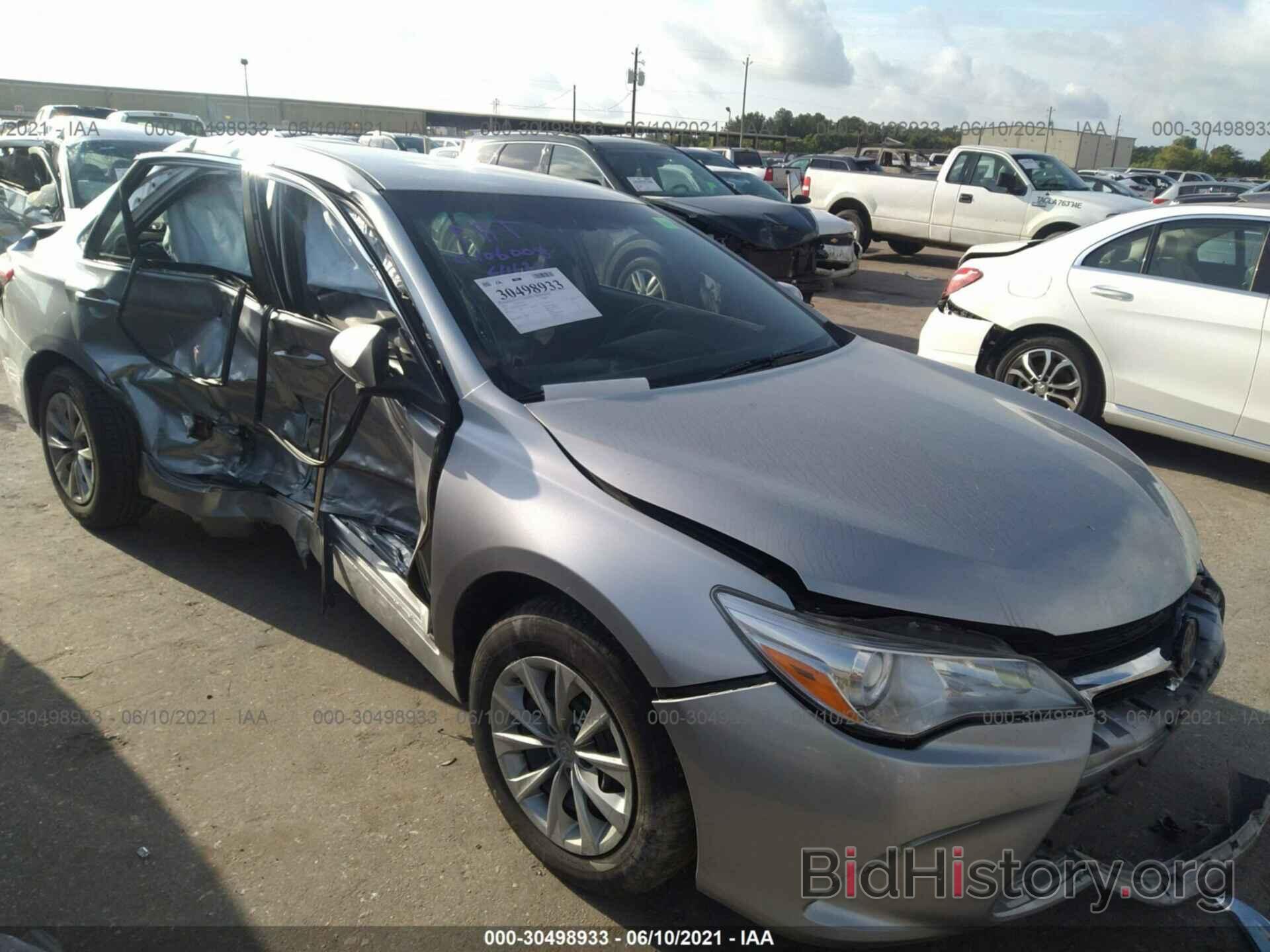 Photo 4T1BF1FK9HU349826 - TOYOTA CAMRY 2017