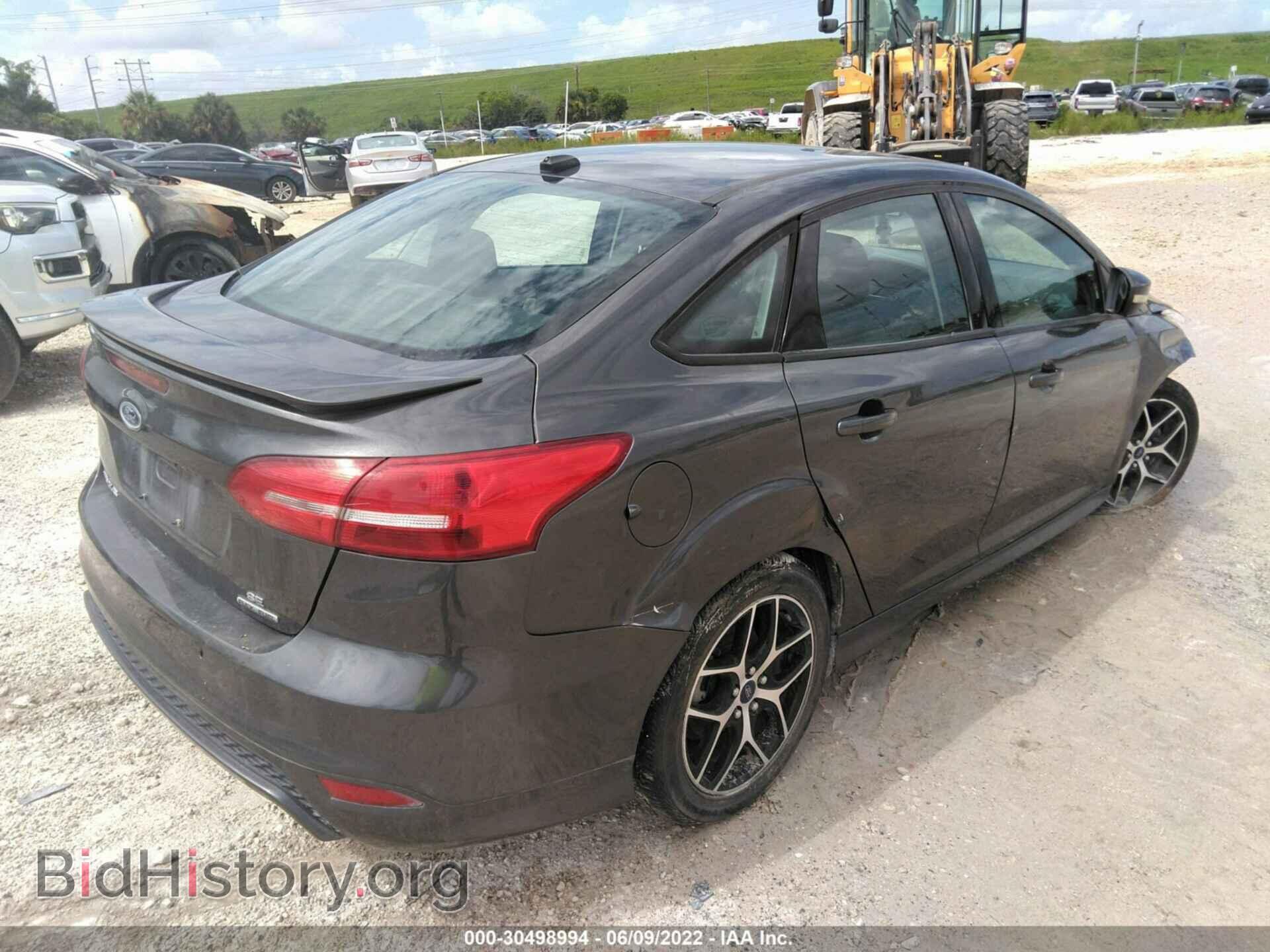 2016 FORD FOCUS - VIN: 1FADP3F22GL207429 - Photo 4
