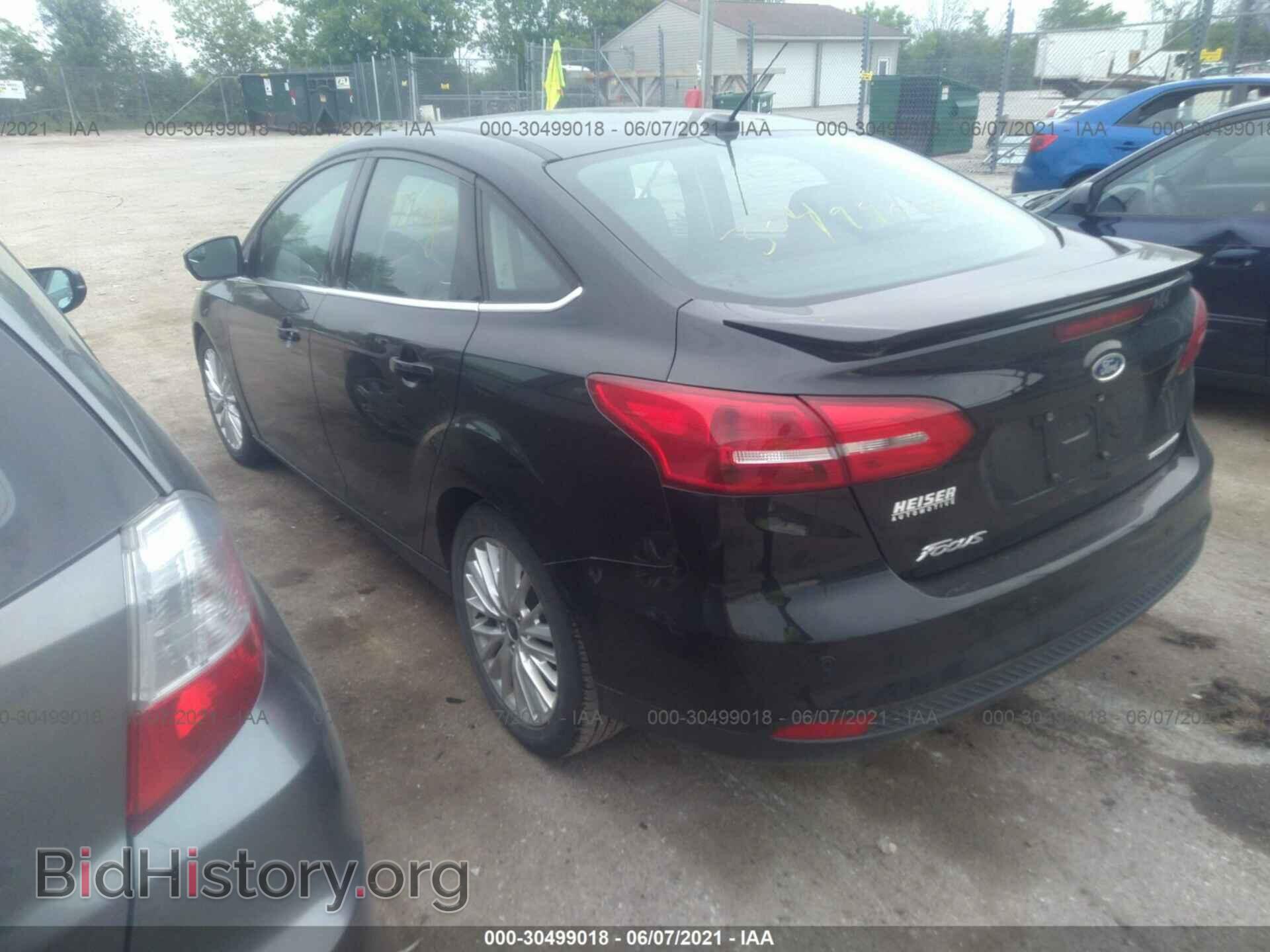 2018 FORD FOCUS - VIN: 1FADP3J25JL215250 - Фото 3