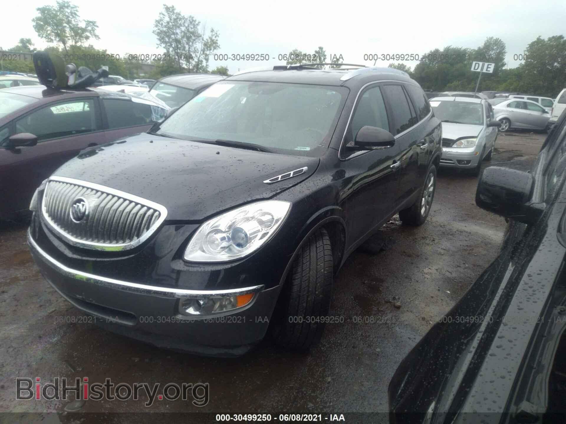 2011 BUICK ENCLAVE - VIN: 5GAKVCED9BJ115475 - Фото 2