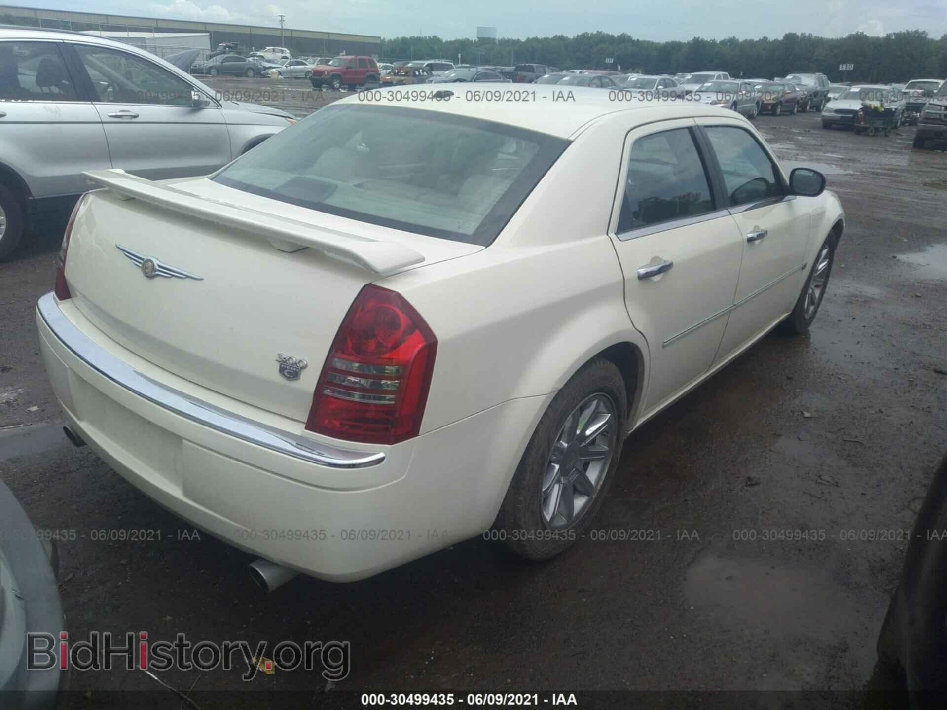 2006 CHRYSLER 300 - VIN: 2C3KA63H36H509177 - Фото 4