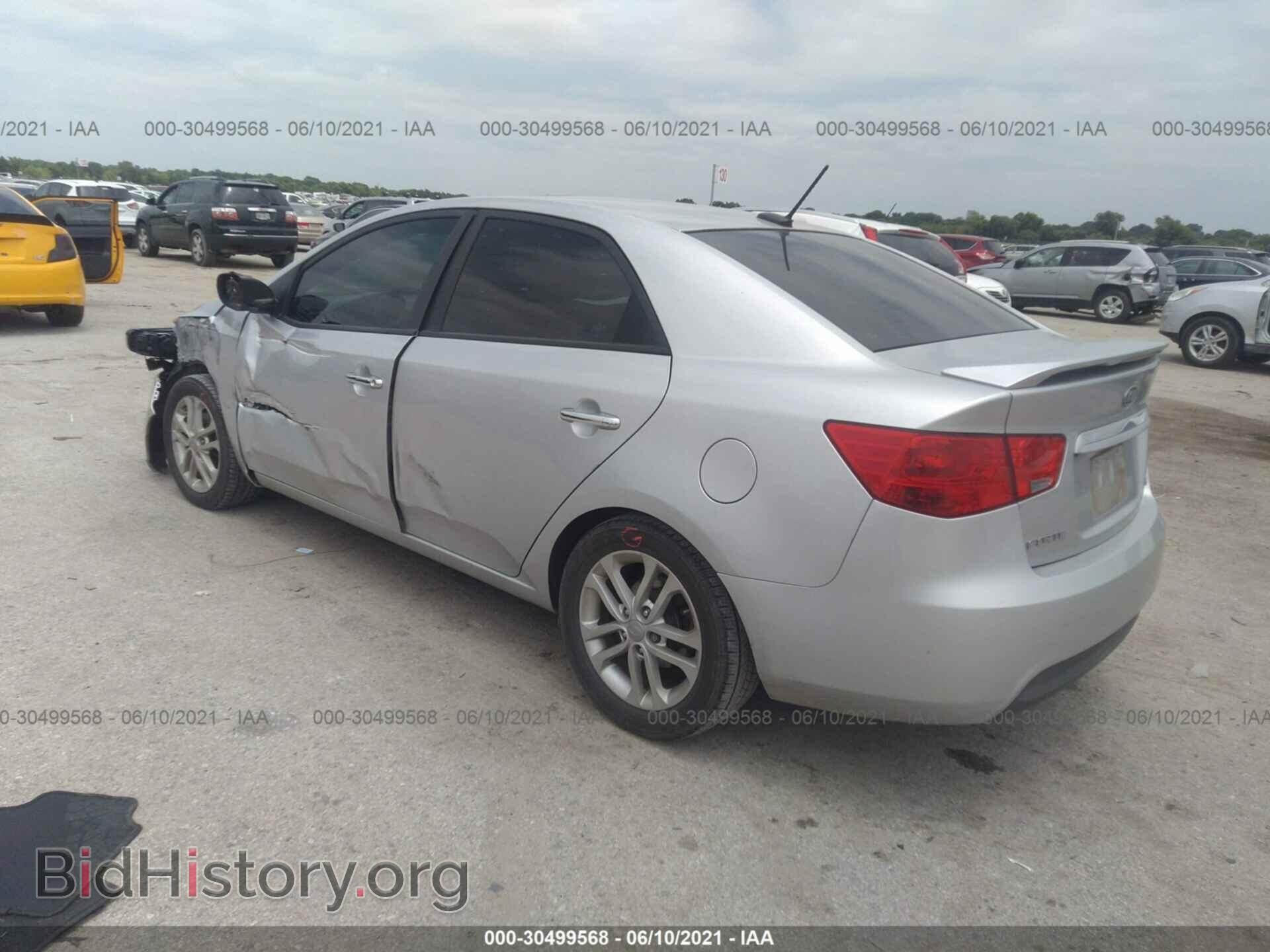 2012 KIA FORTE - VIN: KNAFU4A23C5633358 - Фото 3