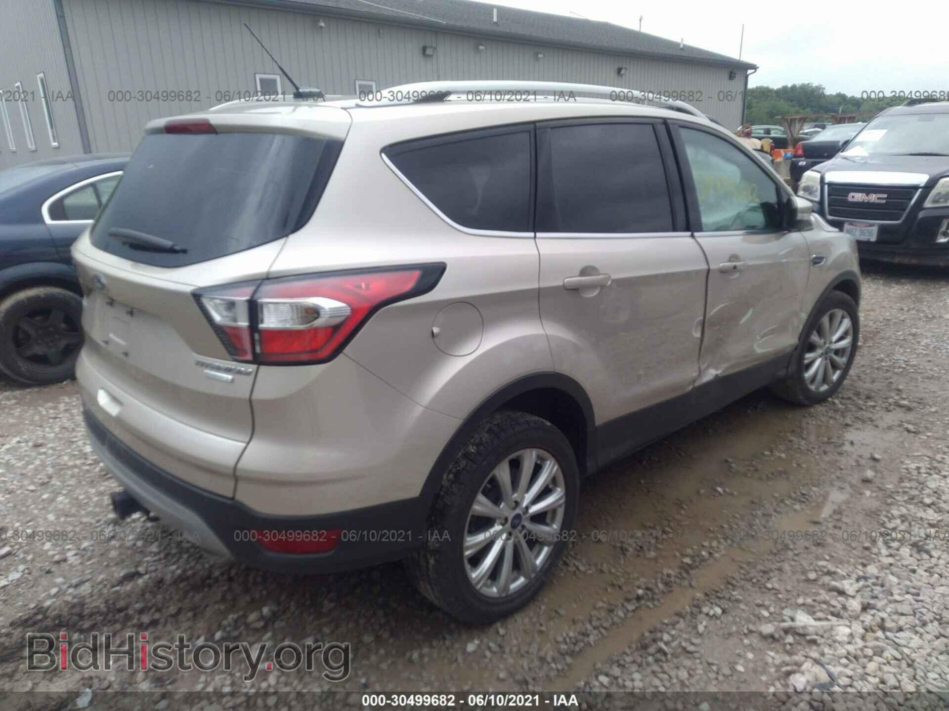 2017 FORD ESCAPE - VIN: 1FMCU0J98HUE04470 - Photo 4