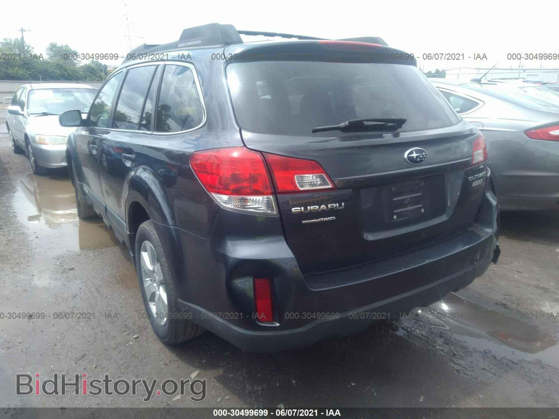 2011 SUBARU OUTBACK - VIN: 4S4BRBCC9B3315828 - Фото 3