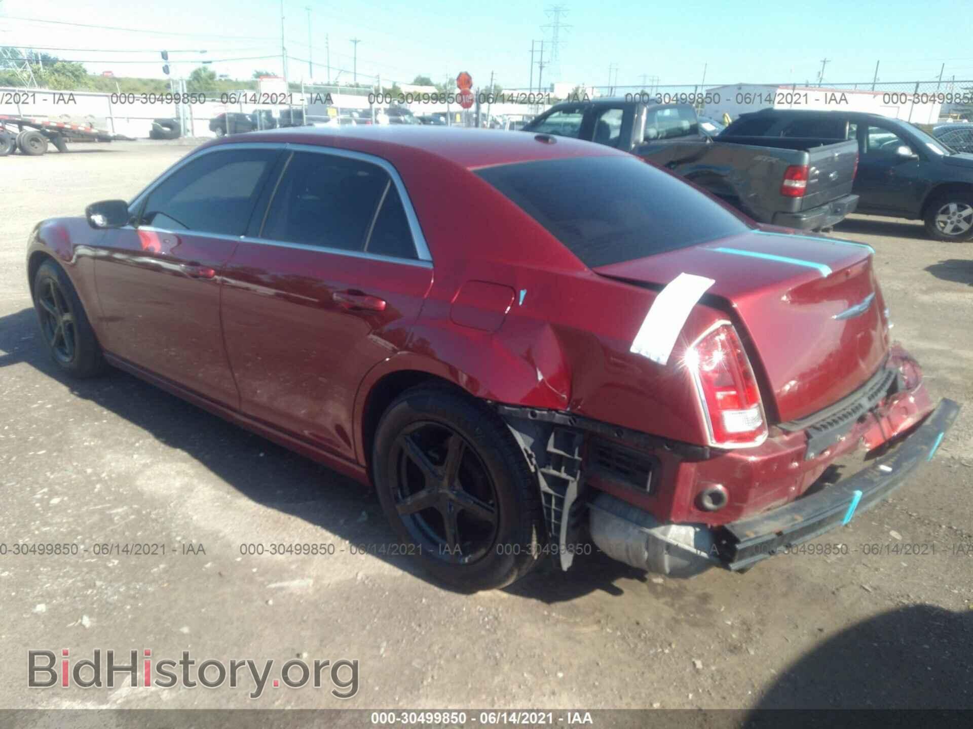 2013 CHRYSLER 300 - VIN: 2C3CCAAG3DH627206 - Фото 3