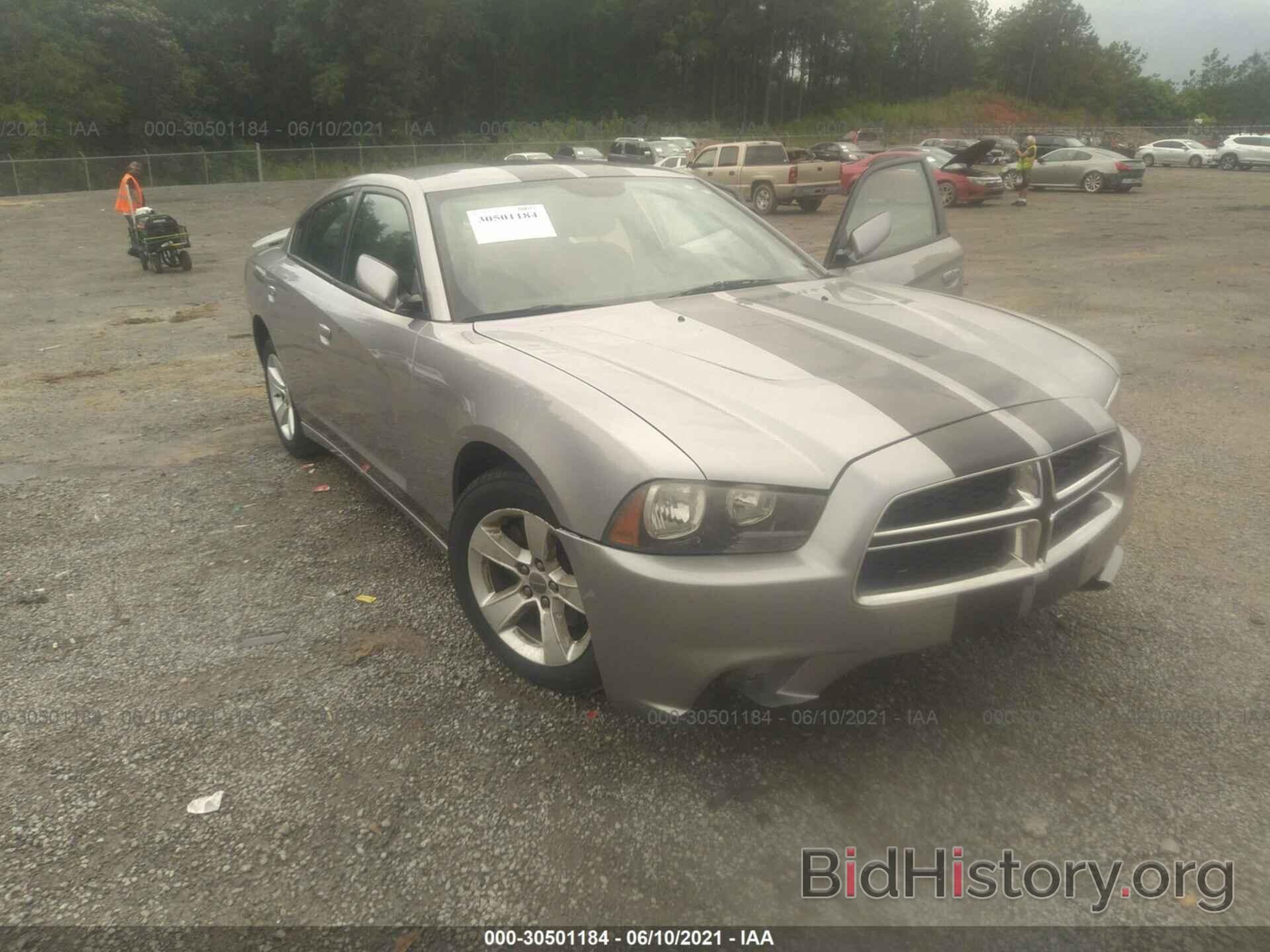 Photo 2C3CDXBG0DH638002 - DODGE CHARGER 2013