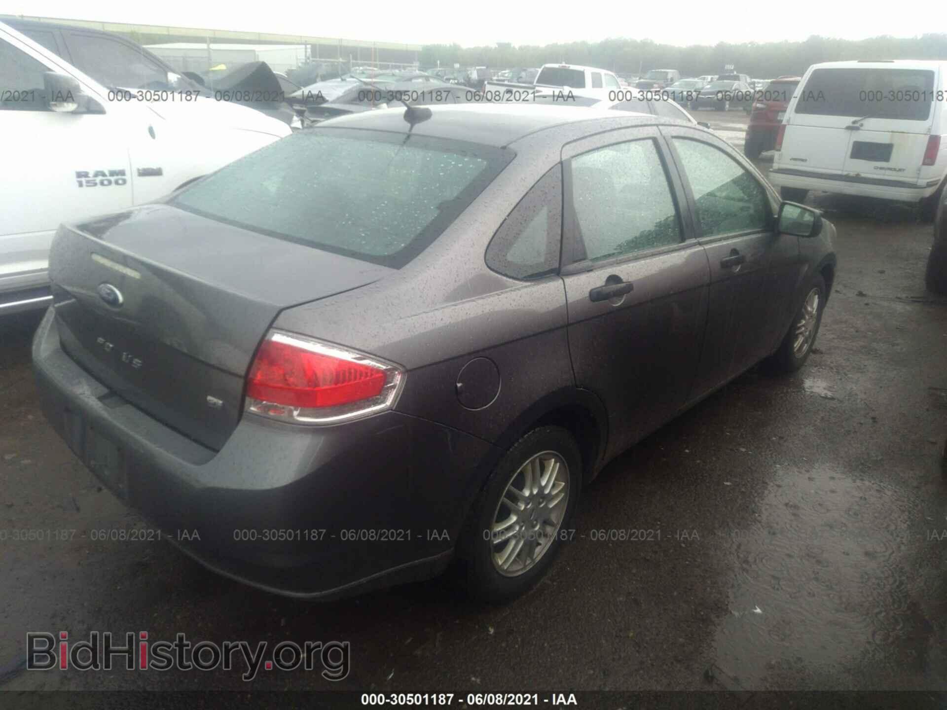 2011 FORD FOCUS - VIN: 1FAHP3FN1BW176631 - Фото 4