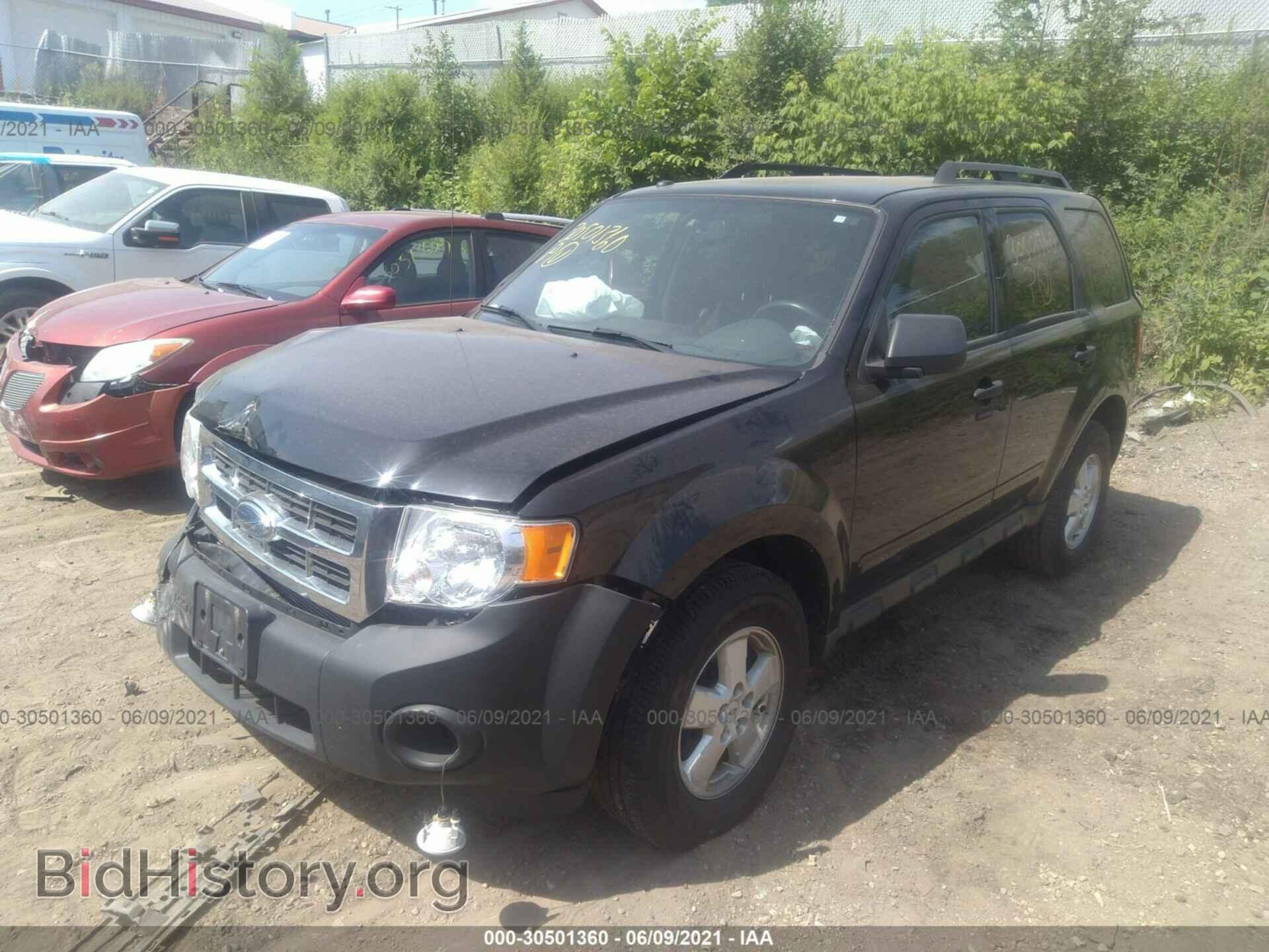 2009 FORD ESCAPE - VIN: 1FMCU03739KC81864 - Photo 2