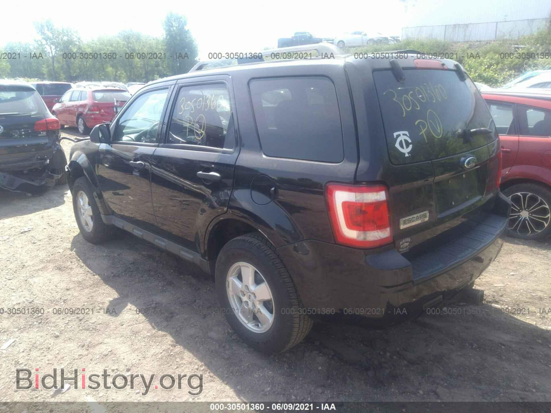 2009 FORD ESCAPE - VIN: 1FMCU03739KC81864 - Photo 3