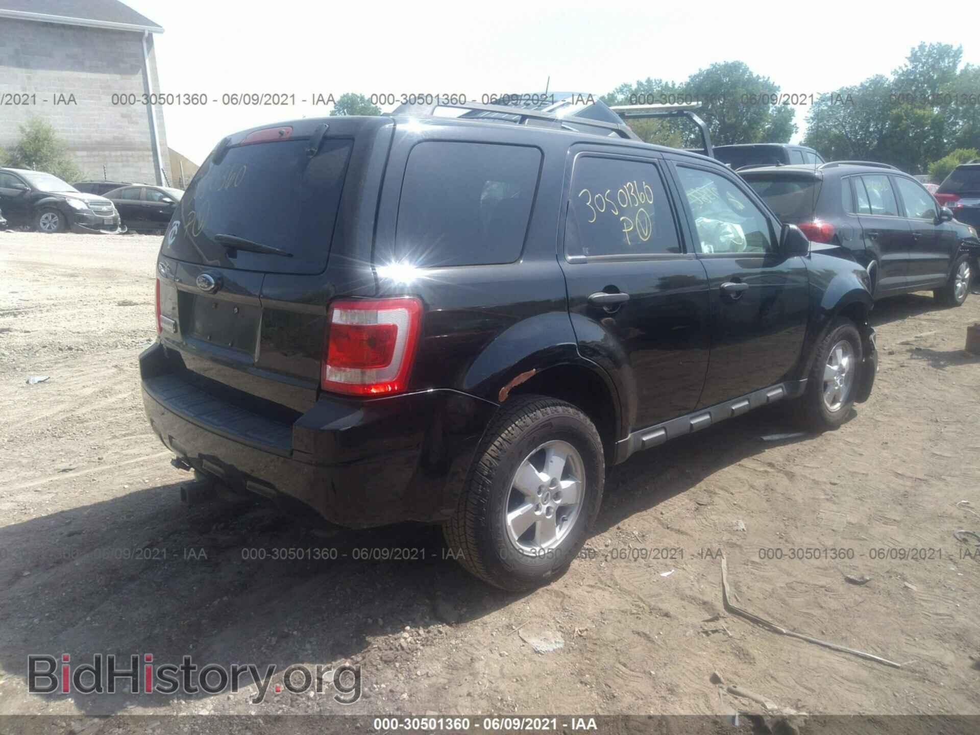 2009 FORD ESCAPE - VIN: 1FMCU03739KC81864 - Photo 4
