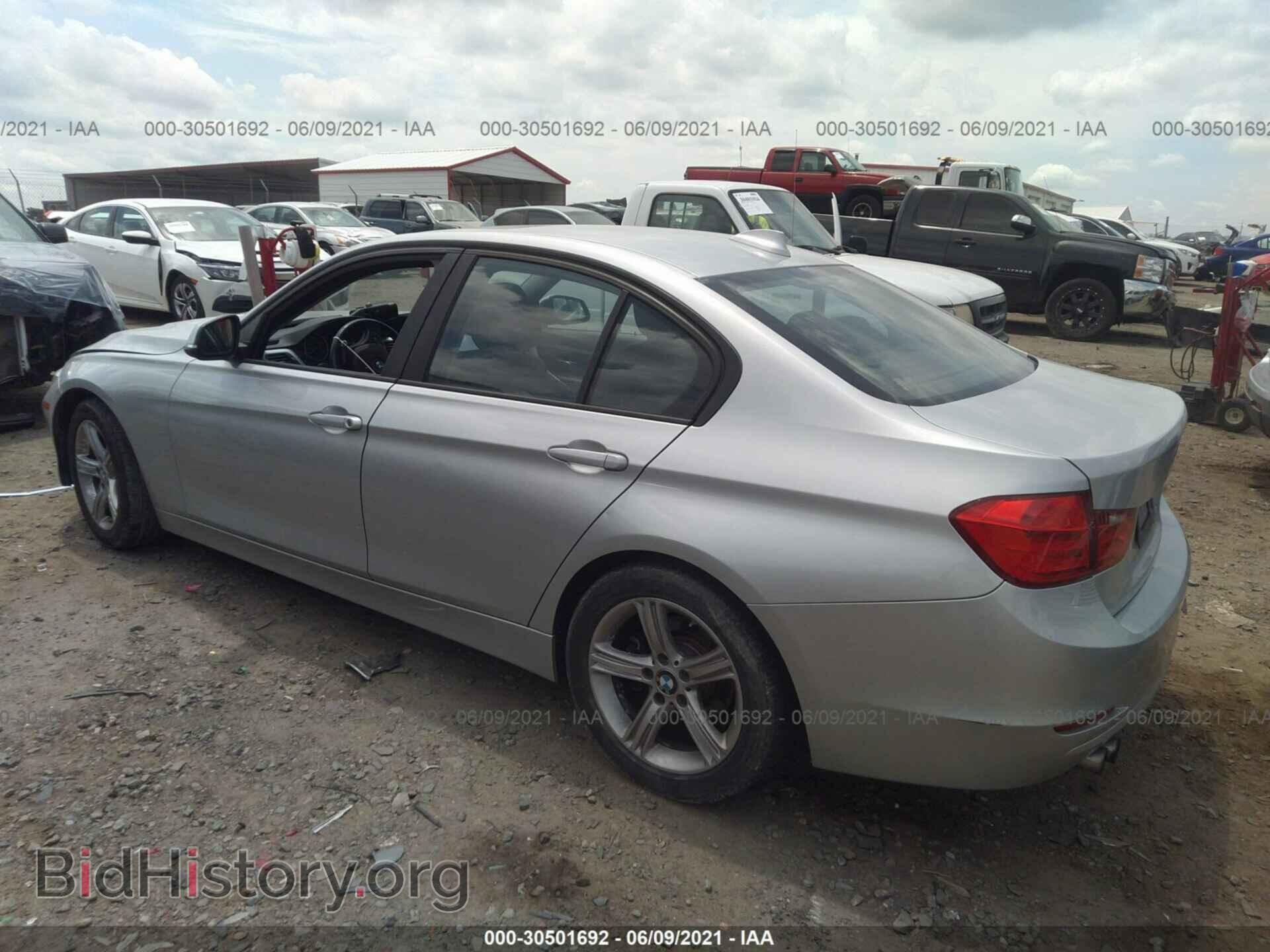 2013 BMW 3 SERIES - VIN: WBA3A5C53DF602373 - Фото 3