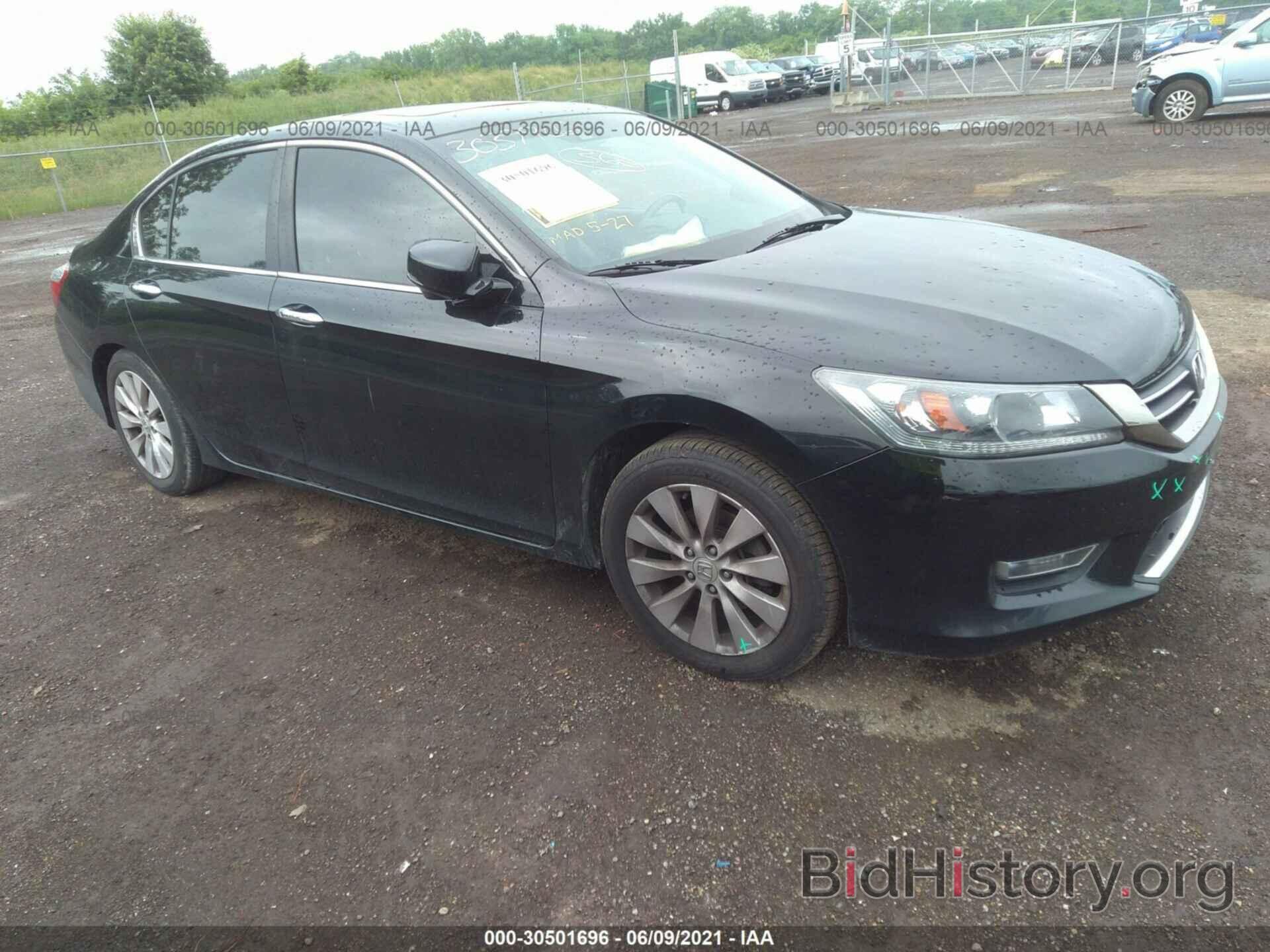 Photo 1HGCR2F82DA023406 - HONDA ACCORD SDN 2013